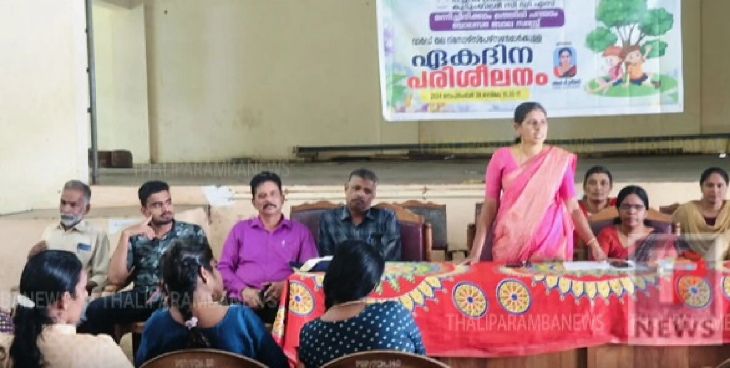 കുടുംബശ്രീ  സി ഡി എസ് ബാലസഭ വാർഡ് തല റിസോഴ്സ് പേഴ്സൺ മാർക്കുള്ള ഏകദിന പരിശീലനം സംഘടിപ്പിച്ചു