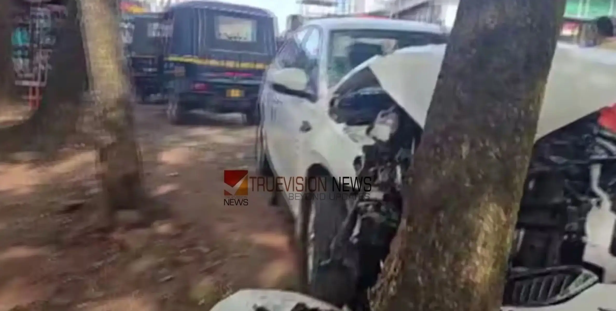 #accident | പെരുനാൾ ആഘോഷത്തിൽ പങ്കെടുത്ത് ബന്ധു വീട്ടിൽ നിന്നും മടങ്ങുന്നതിനിടെ അപകടം, വീട്ടമ്മ മരിച്ചു 