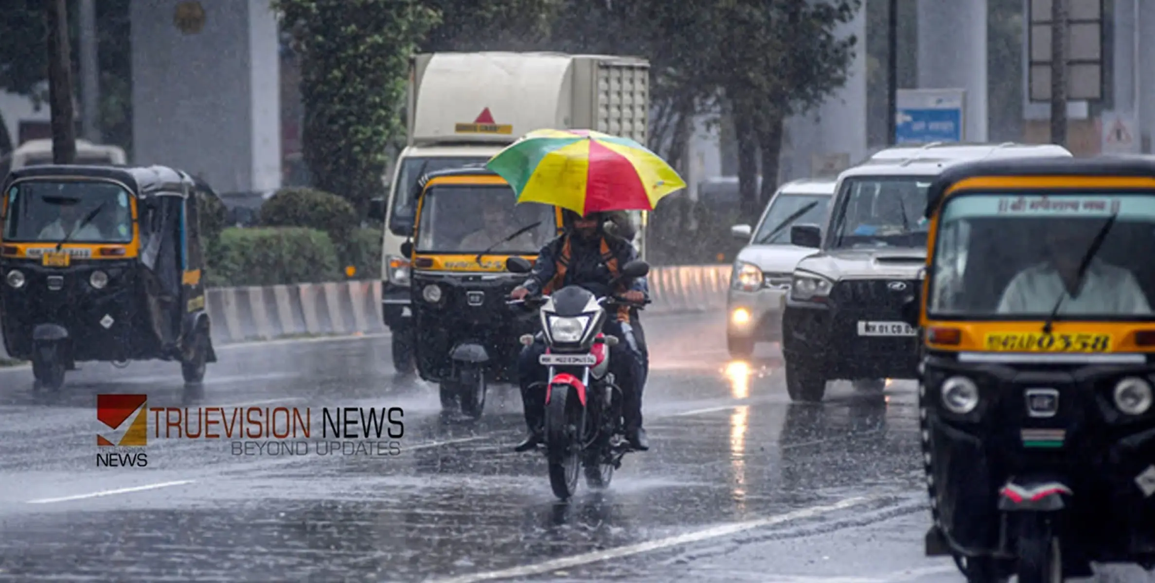 ജാ​ഗ്രത നിർദ്ദേശം; ഉച്ചക്ക് ശേഷം ഇടിവെട്ടിയുള്ള മഴയ്ക്ക് സാധ്യത, ആറ് ജില്ലകളിൽ യെല്ലോ അലർട്ട്