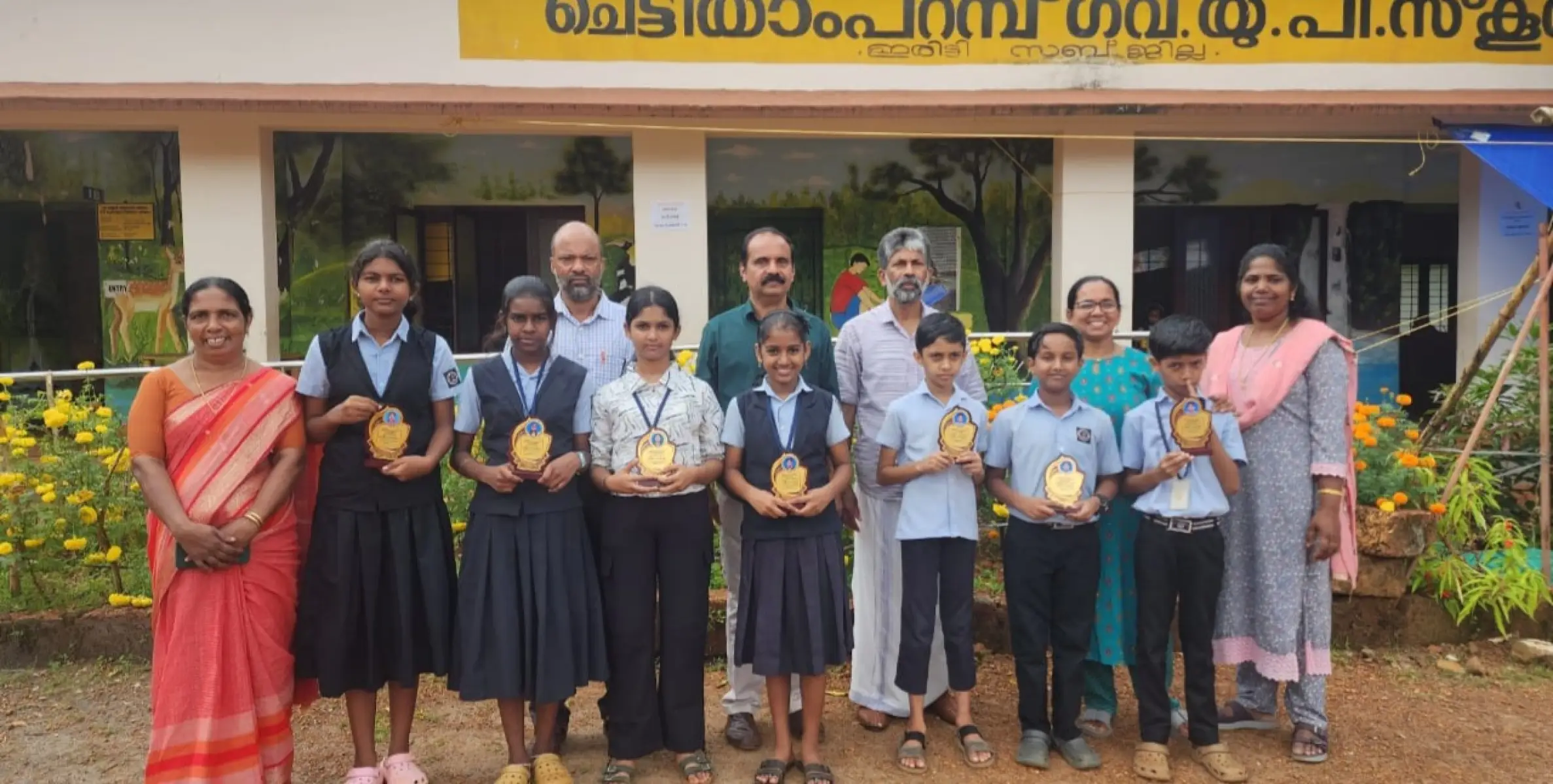 അബാക്കസ് നാഷണൽ മത്സരത്തിൽ യോഗ്യത നേടിയ ചെട്ടിയാംപറമ്പ് ഗവൺമെന്റ് യുപി സ്കൂൾ വിദ്യാർത്ഥികളെ  ആദരിച്ചു