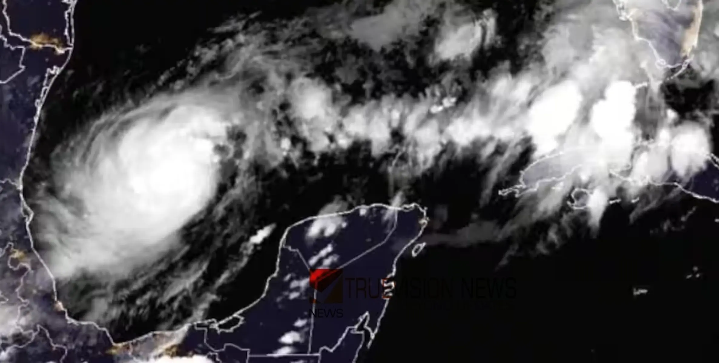  #HurricaneMilton  | 'മിൽട്ടൺ' ശക്തിപ്രാപിക്കുന്നു;വീണ്ടും ചുഴലിക്കാറ്റ് ഭീതിയിൽ