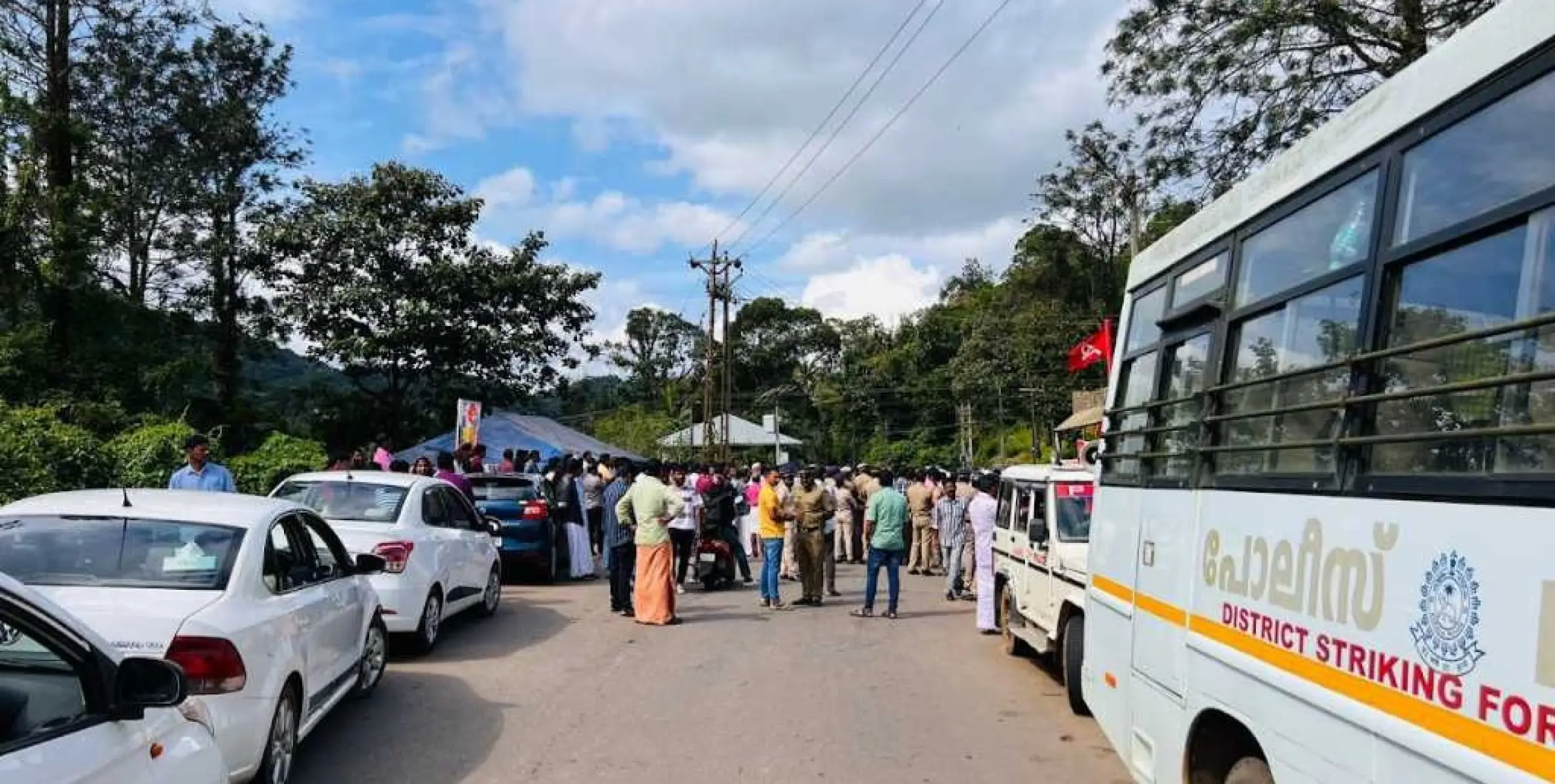 ബോയ്‌സ് ടൗണിലെ റോഡ് ഉപരോധം അവസാനിപ്പിച്ചു.