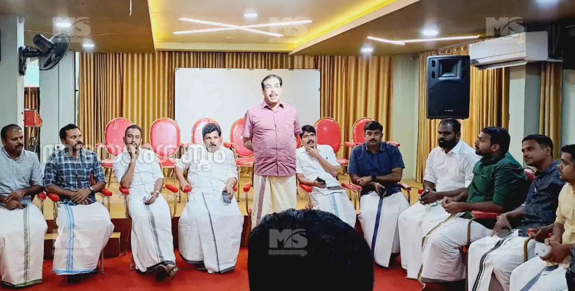 'യൂത്ത് ഫോര്‍ പ്രിയങ്ക' വയനാട്ടില്‍ പ്രിയങ്കാ ഗാന്ധിക്കായി യു.ഡി.വൈ.എഫ്.