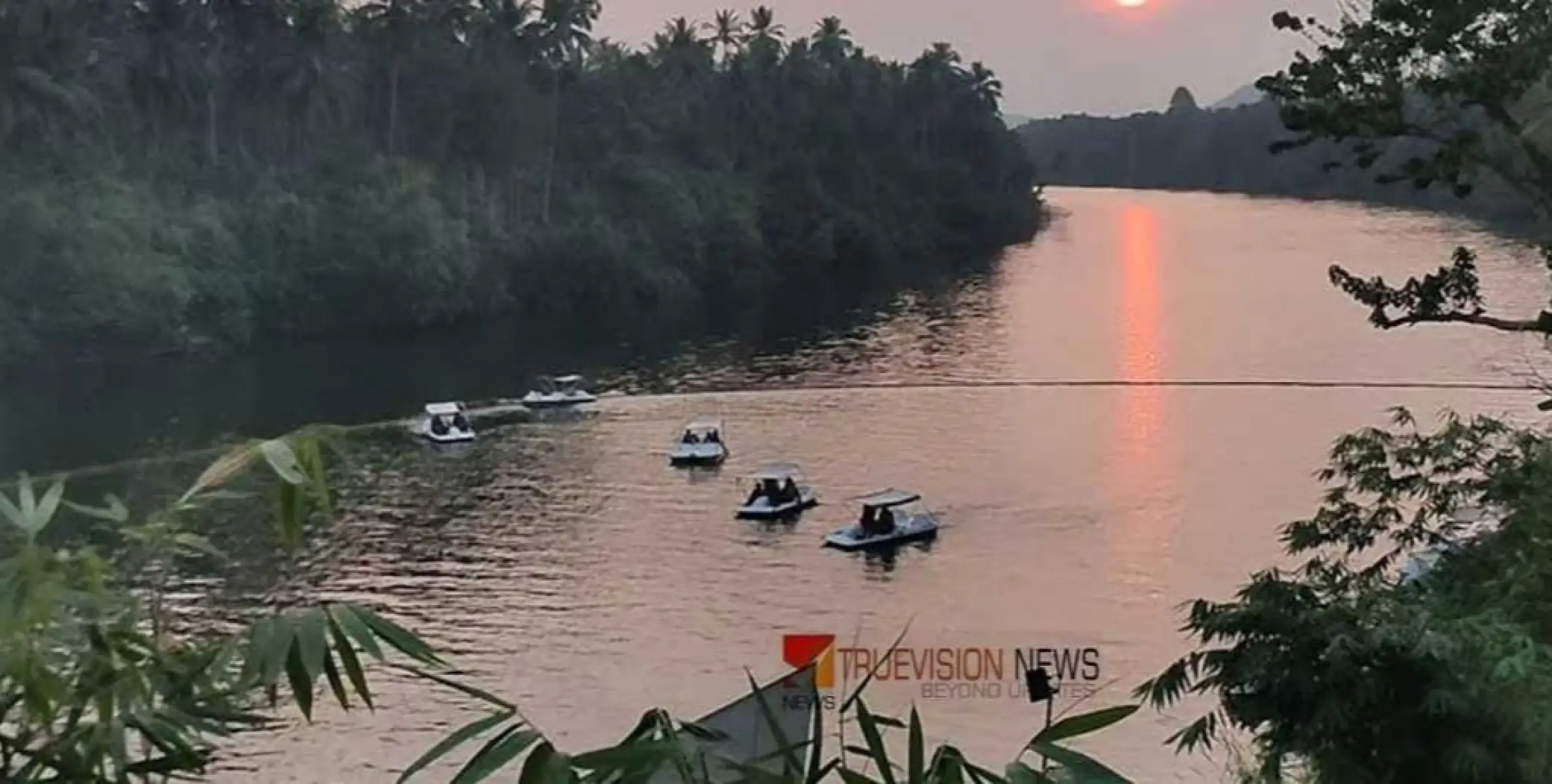 ബോട്ടിംഗ് പലതരം; ആനന്ദിക്കാൻ അഗ്രി പാർക്കിൽ വരൂ