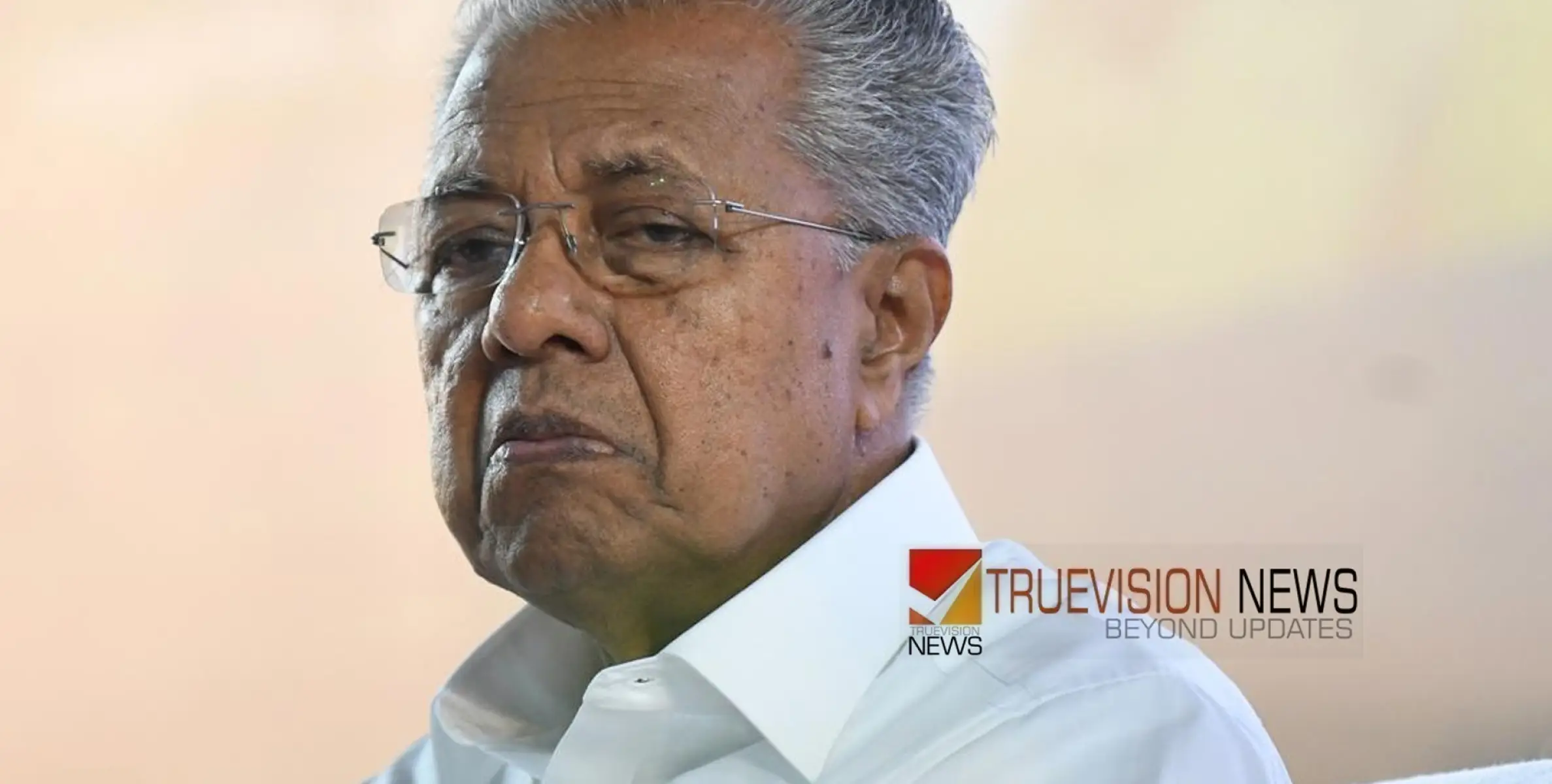 #pinarayivijayan |  മുഖ്യമന്ത്രിയുടെ വാഹനവ്യൂഹത്തിലേക്ക് ബസ് ഓടിച്ചുകയറ്റിയെന്ന് കേസ്:  സ്വകാര്യ ബസ് കസ്റ്റഡിയിലെടുത്തു