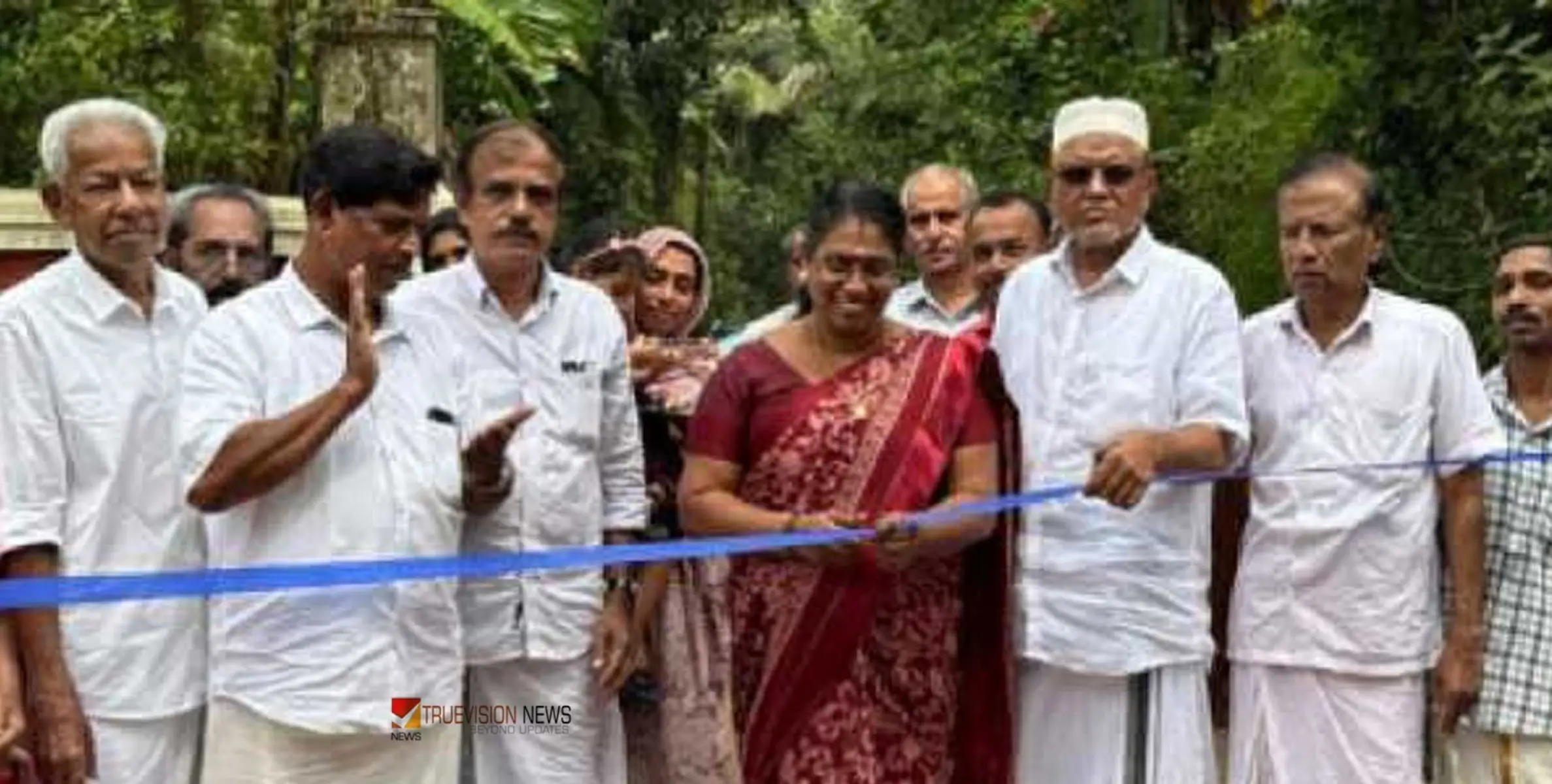 #Ccupschool  |  ആവോലം - സി.സി.യു.പി സ്കൂൾ റോഡ് ഉദ്ഘാടനം ചെയ്തു