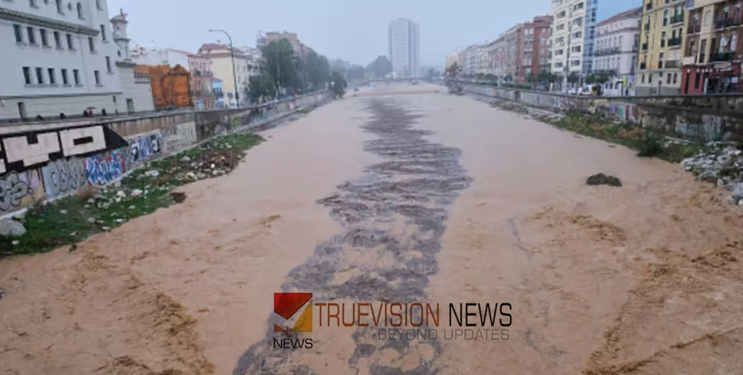 #flood | വീണ്ടും പേമാരിയെത്തുന്നു, 'അഞ്ച് മണിക്കൂറിൽ പ്രളയമെത്തും', സ്കൂളുകൾ അടച്ചു, വൻ മുന്നൊരുക്കങ്ങളുമായി സ്പെയിൻ ഭരണകൂടം