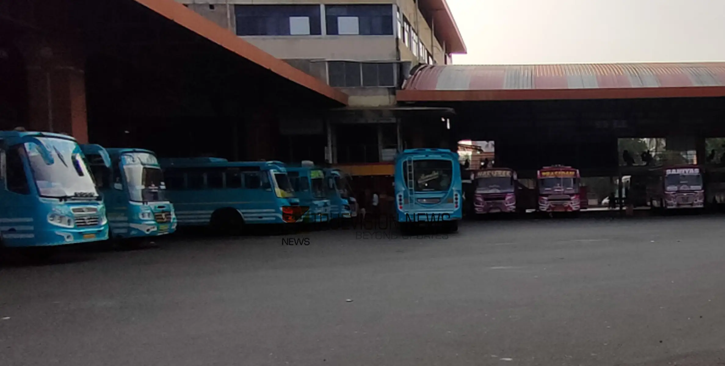 #privatebusstrike |  കണ്ണൂരിൽ ചൊവ്വാഴ്ച  സ്വകാര്യ ബസുകളുടെ  സൂചന പണിമുടക്ക്, 18 മുതൽ അനിശ്ചിതകാല സമരം 