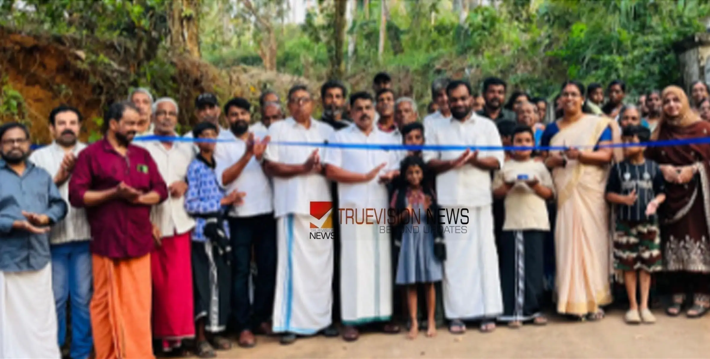 #road | നാടിന് സമർപ്പിച്ചു; തൂണേരി കുമ്മോട്ടുമ്മൽ ക്ഷേത്രം റോഡ് ഉദ്ഘാടനം ചെയ്തു