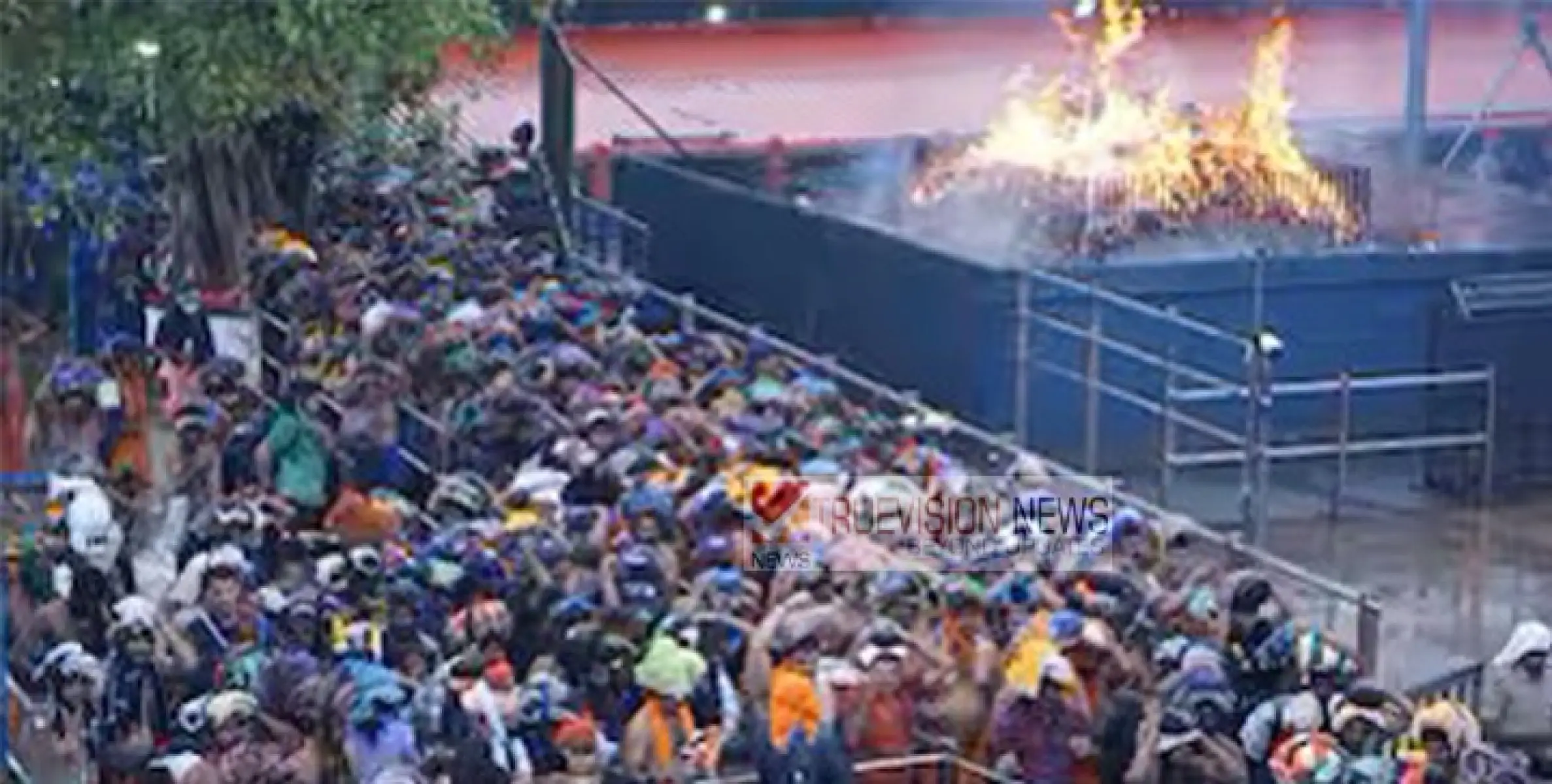 ശബരിമലയിൽ മണ്ഡല പൂജക്കും മകരവിളക്കിനും വെർച്വൽ ക്യൂ വെട്ടിക്കുറച്ചു ; സ്പോട് ബുക്കിംഗ് ഒഴിവാക്കും 