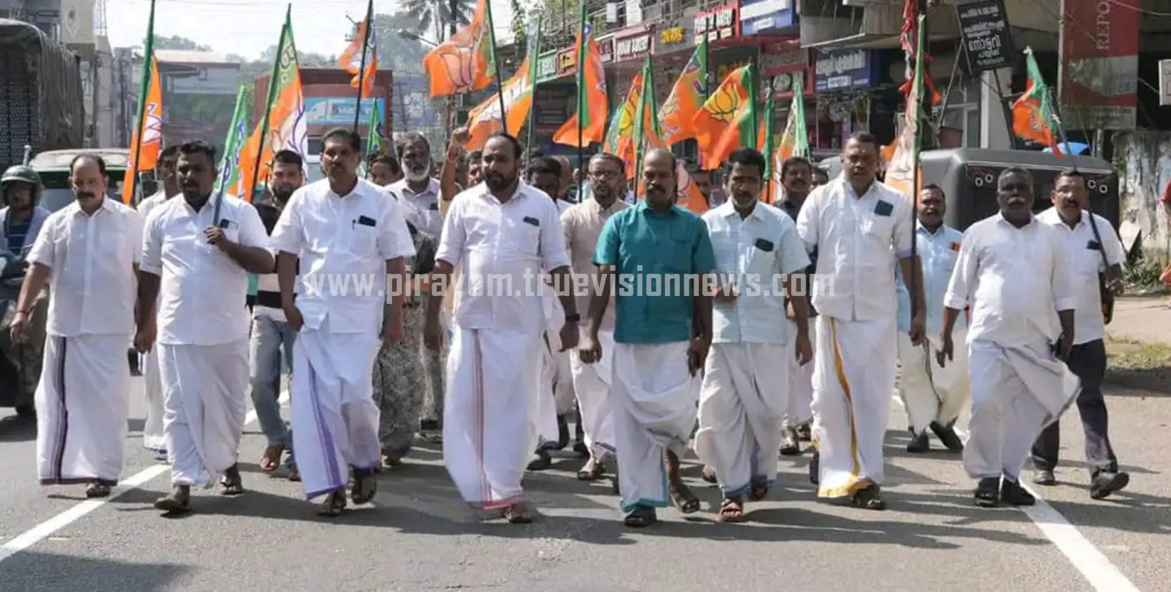  കൂത്താട്ടുകുളം ഗവണ്മെന്റ് ഹോസ്പിറ്റൽ അഴിമതി വിജിലൻസ് അന്വേഷിക്കണം എന്നാവശ്യപ്പെട്ട് ബി ജെ പി യുടെ പ്രതിഷേധ മാർച്ച്‌.