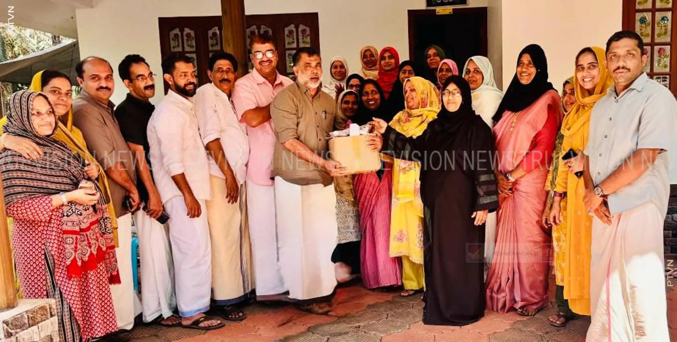 മന്തി ചാലഞ്ചിലൂടെ ഫണ്ട് ശേഖരിച്ച് വനിതാ ലീഗ്