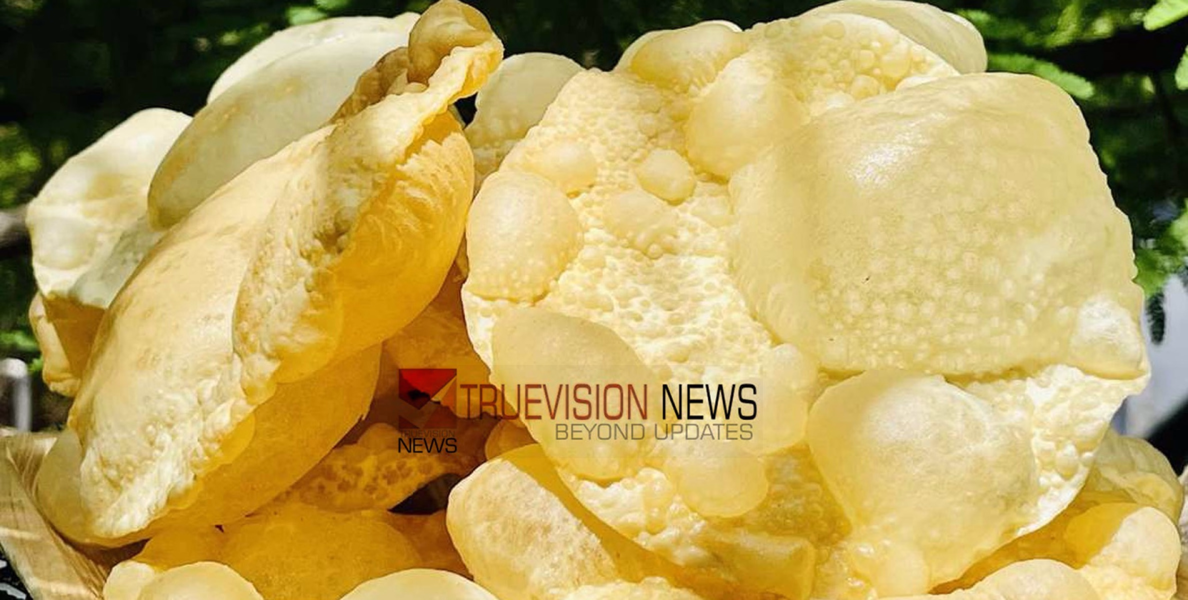 രണ്ടാം വട്ടം പപ്പടം കൊടുത്തില്ല; കല്യാണ വീട്ടിൽ  സദ്യയ്ക്കിടെ പാചകക്കാരും വിരുന്നുകാരും തമ്മിൽ കൂട്ടത്തല്ല്