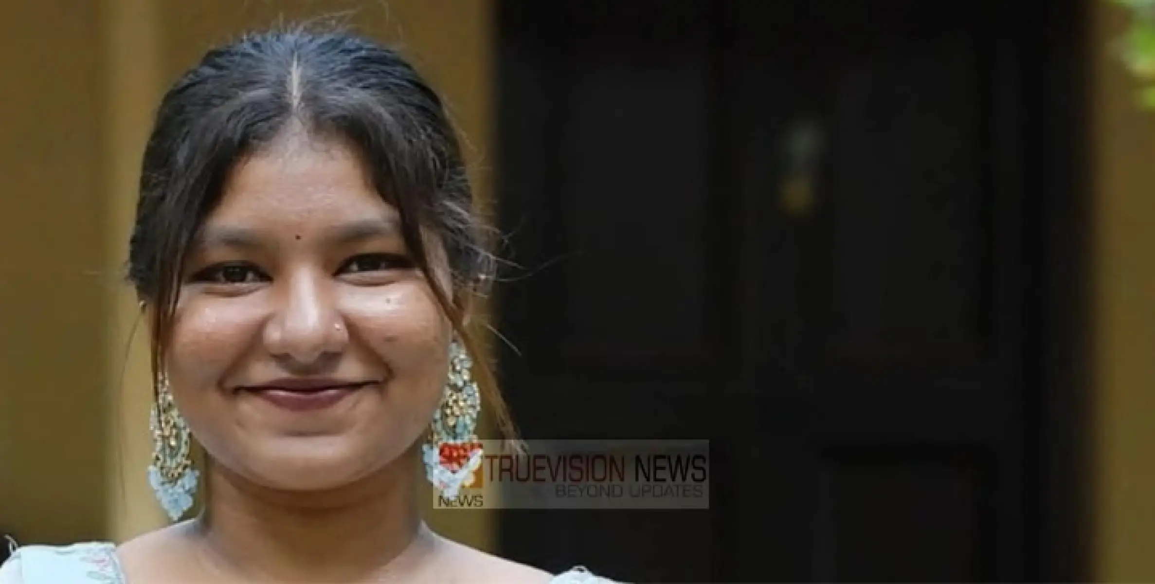 മുഴപ്പിലങ്ങാട്  സ്വദേശിനി  അനാമികയുടെ മരണം ; പ്രിൻസിപ്പാളിനേയും,  അസോസിയേറ്റ് പ്രൊഫസറേയും സസ്പെൻഡ് ചെയ്തു 
