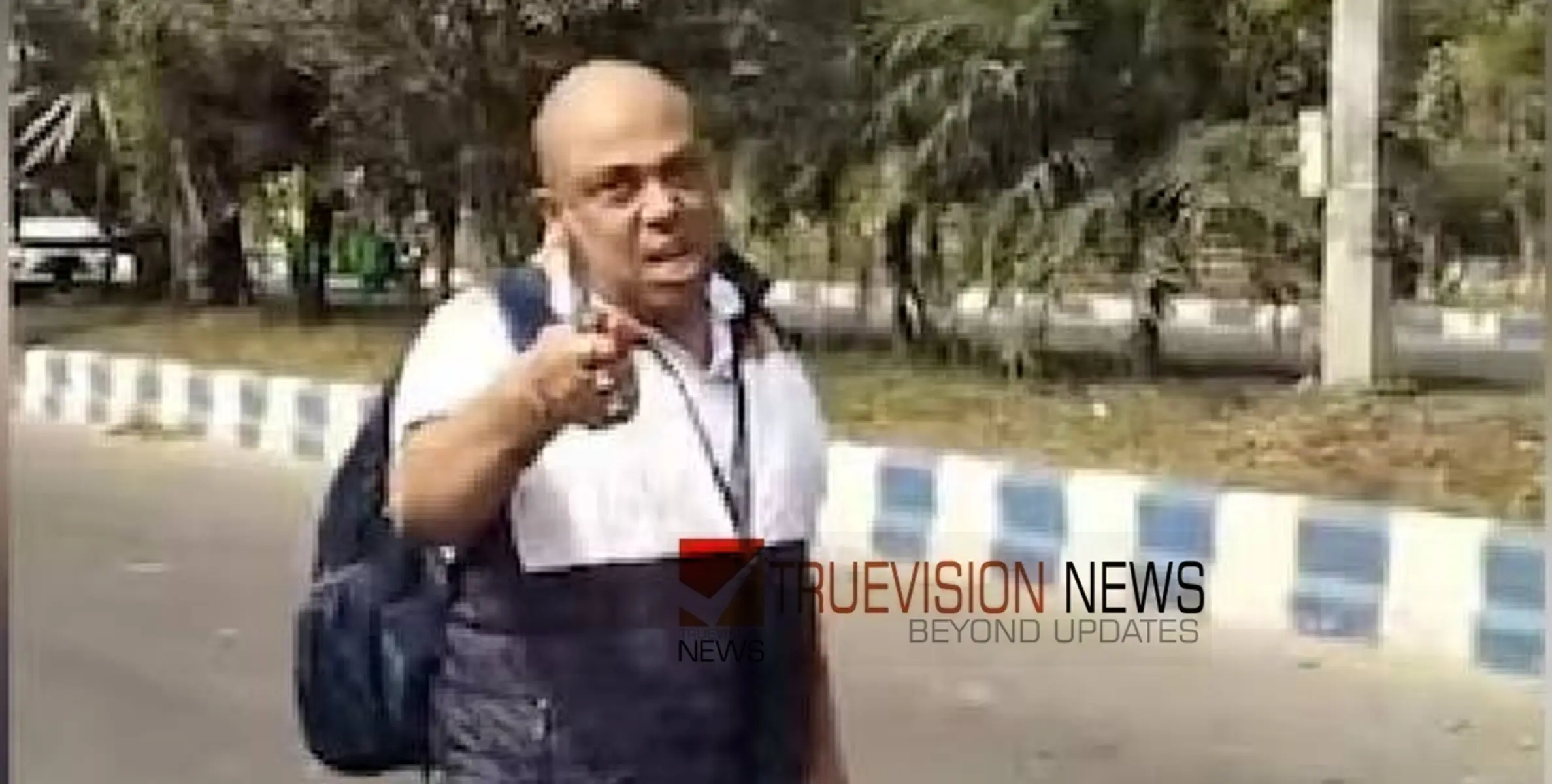 ലീവ് അപേക്ഷ നിരസിച്ചു; സഹപ്രവര്‍ത്തകരെ കുത്തി സര്‍ക്കാര്‍ ജീവനക്കാരന്‍ 