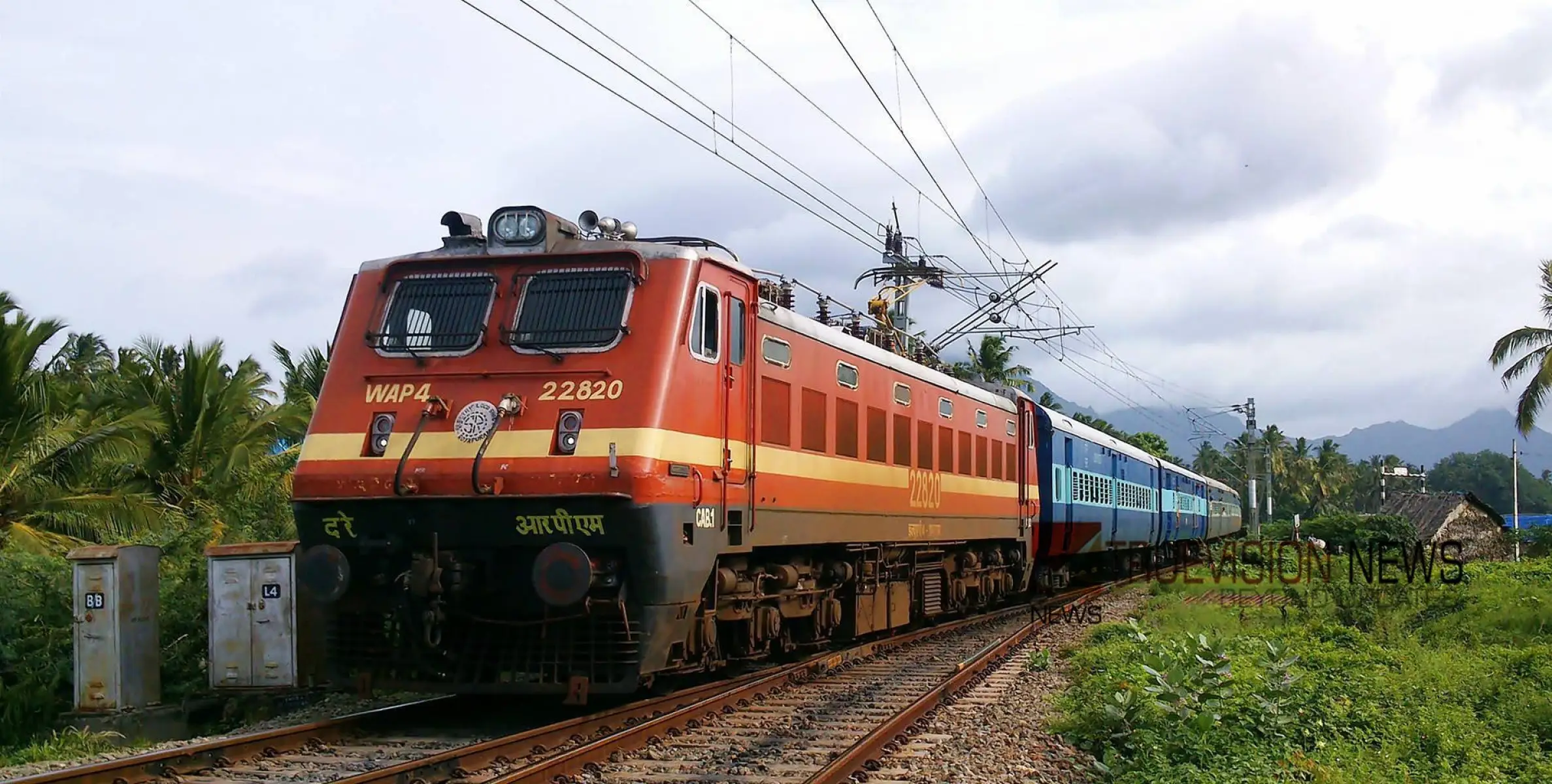 വിഷുവിന് നാട്ടിലേക്കെത്താൻ പാട് പെടും; ട്രെയിൻ ടിക്കറ്റ് ഇല്ല, ബുക്കിങ് ആരംഭിച്ചപ്പോൾ തന്നെ വെയ്റ്റ് ലിസ്റ്റിൽ 