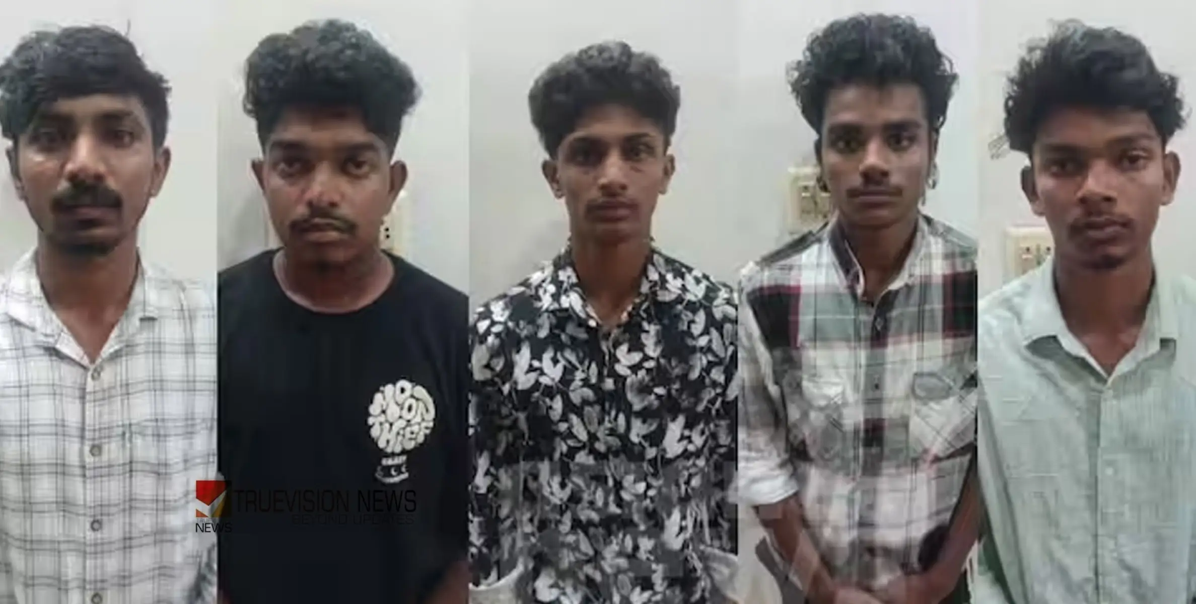 കോമ്പസ് കൊണ്ട് ശരീരം മുറിച്ച് ബോഡി ലോഷൻ തേച്ചു, നഗ്നരാക്കിയ ശേഷം പ്രതികൾ ദൃശ്യങ്ങൾ പകർത്തി; നടന്നത് കൊടുംക്രൂരത