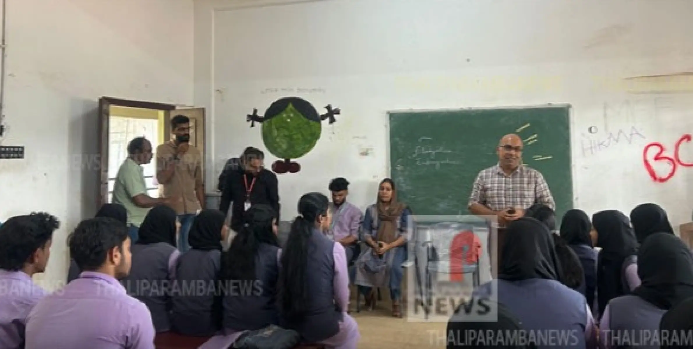 സർ സയ്യിദ് ഇൻസ്റ്റിറ്റ്യൂട്ടിൽ എൻ എസ് എസ് യൂണിറ്റിൻ്റെ നേതൃത്വത്തിൽ രക്തദാന ക്യാമ്പ് സംഘടിപ്പിച്ചു