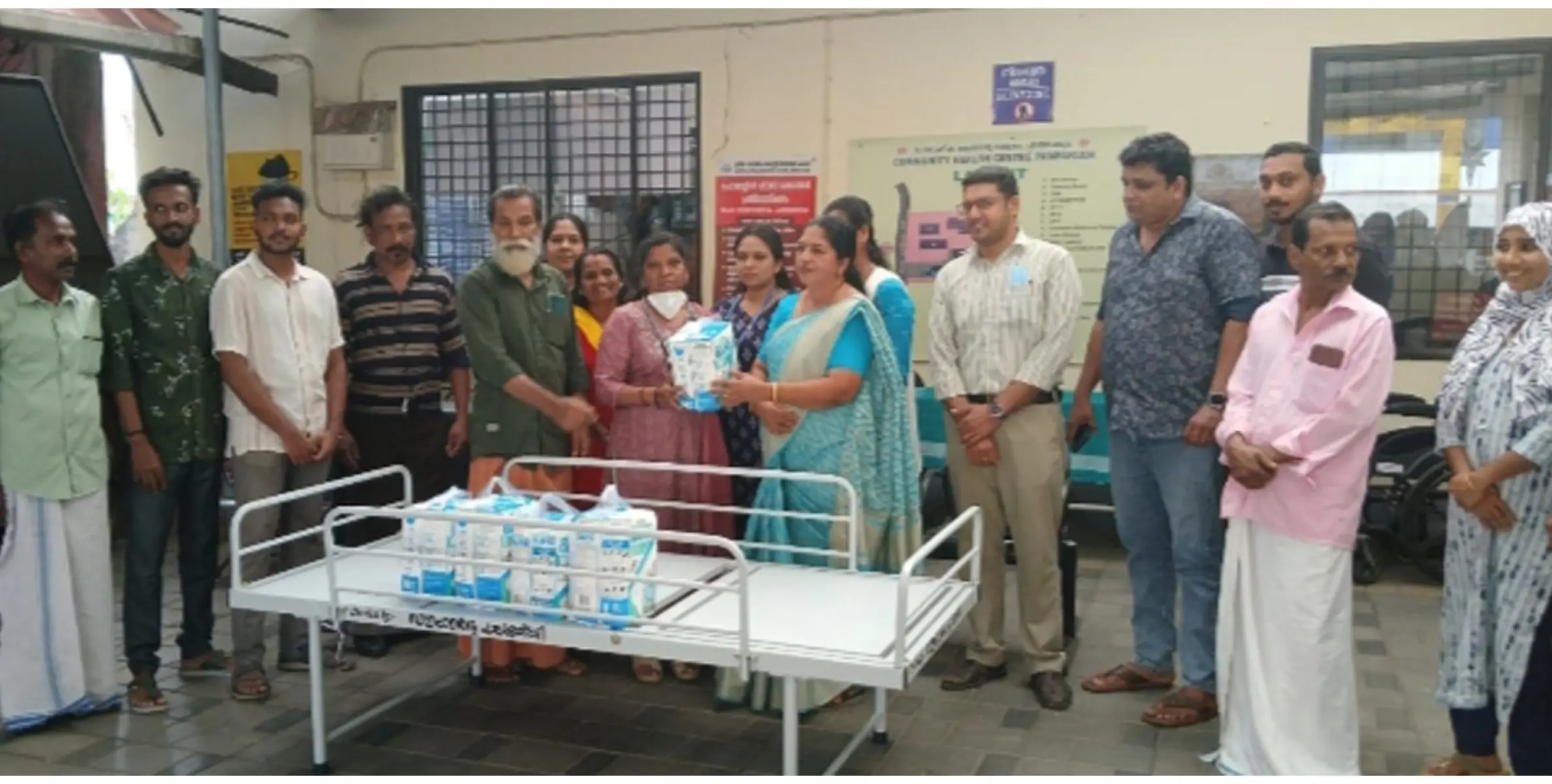 പാമ്പാക്കുട CHC പാലിയേറ്റീവ് യൂണിറ്റിന് സാന്ത്വന ചികിത്സ ഉപകരണങ്ങളുമായി റെസിഡൻഷ്യൽ അസോസിയേഷൻ സൗഹാർദ്ദ പുതുശ്ശേരിപ്പടി