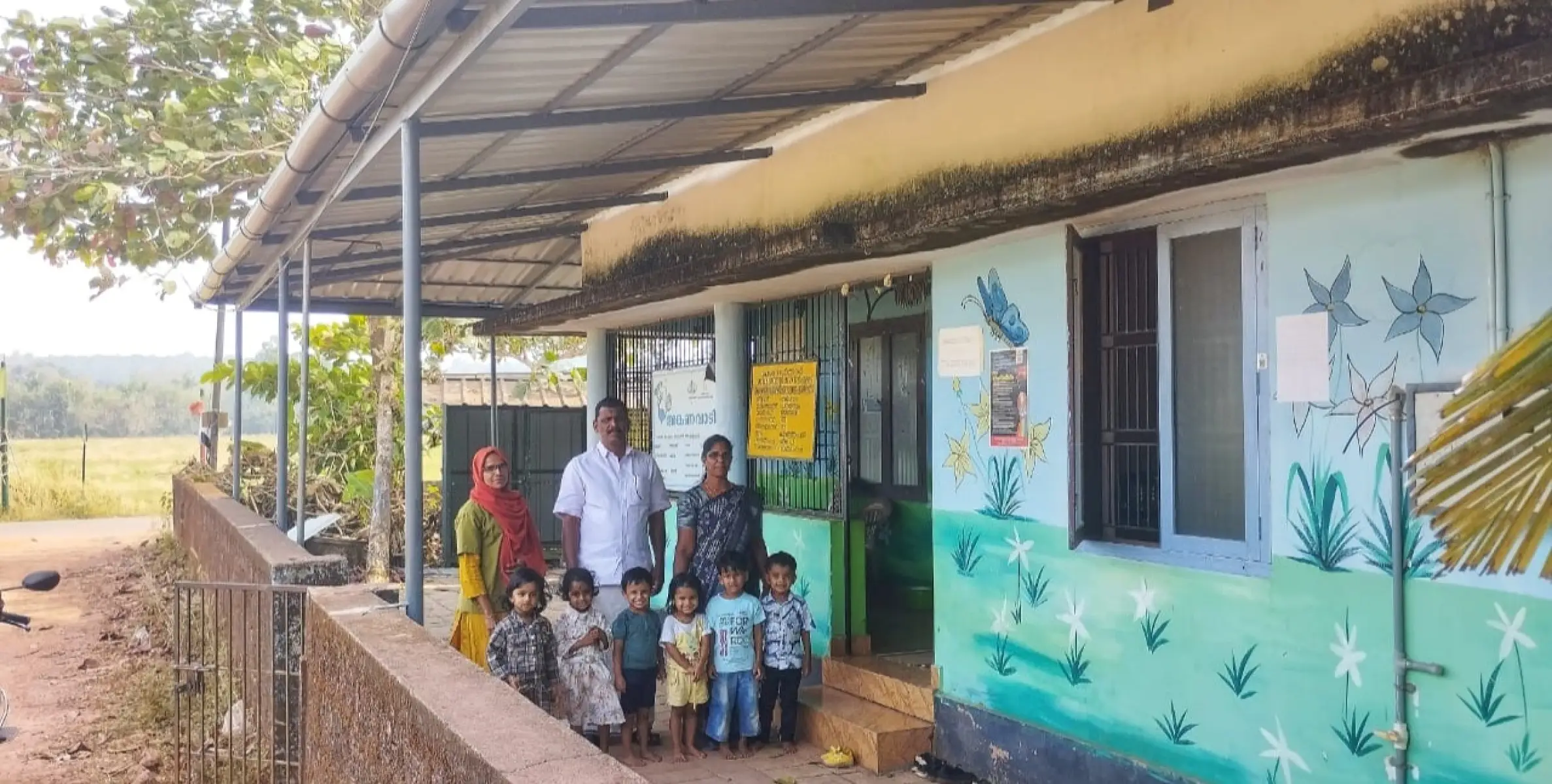 വാട്ടർ അതോറിറ്റിയുടെ അനാസ്ഥ: ഇരിങ്ങലിൽ നൂറിലധികം കുടുംബങ്ങൾക്ക്‌ കുടിവെള്ളം മുടങ്ങിയിട്ട് ഒരാഴ്ച പിന്നിട്ടു, അംഗൻവാടിയുടെ പ്രവർത്തനവും അവതാളത്തിൽ