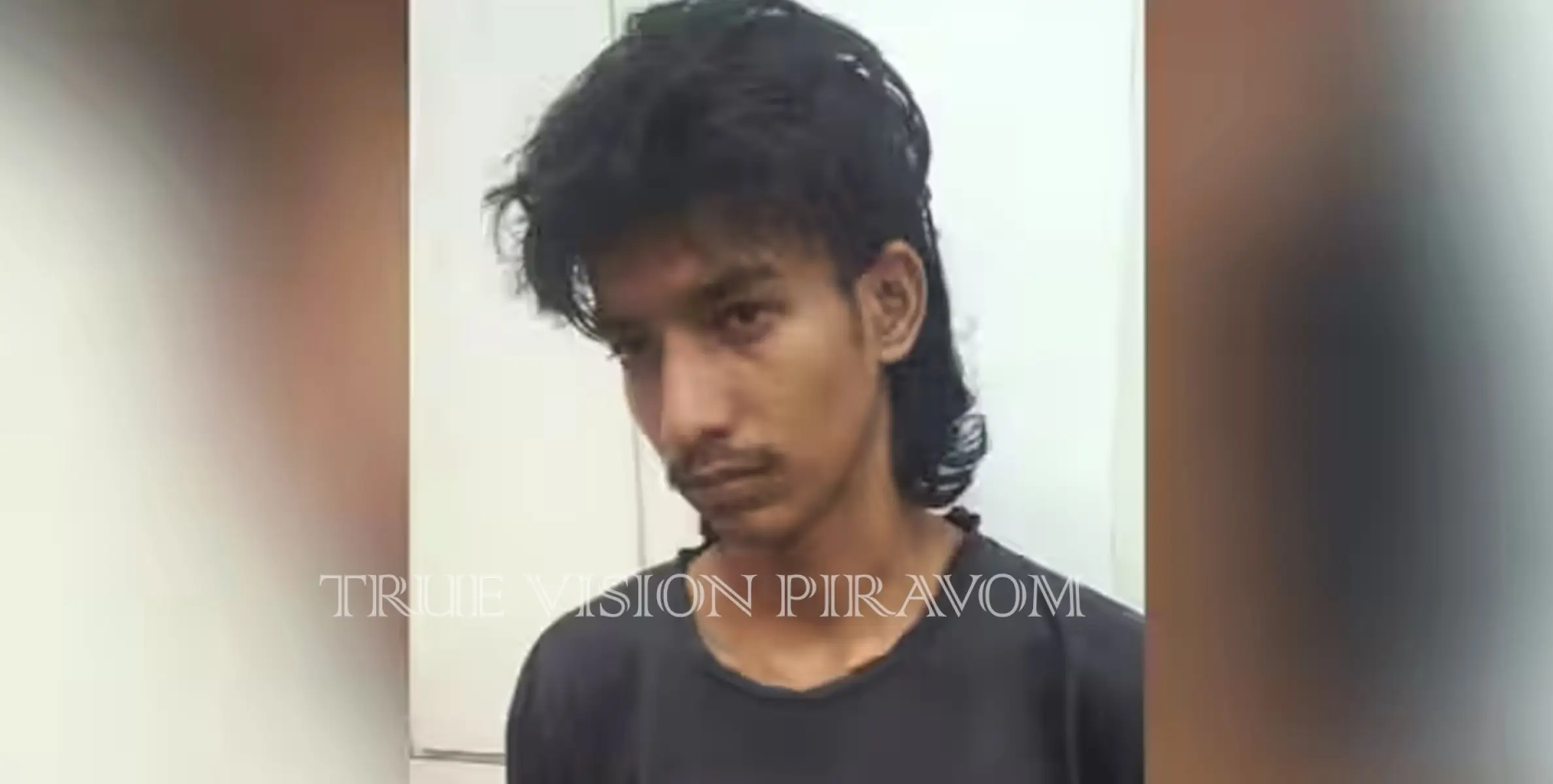 നടുറോഡിൽ മോട്ടോർ ബൈക്ക് അഭ്യാസം യുവാവിനെ പിടികൂടി പൊലീസ്; സ്റ്റേഷനിലെ ചില്ലും വാതിലും തകര്‍ത്ത് പരാക്രമം.
