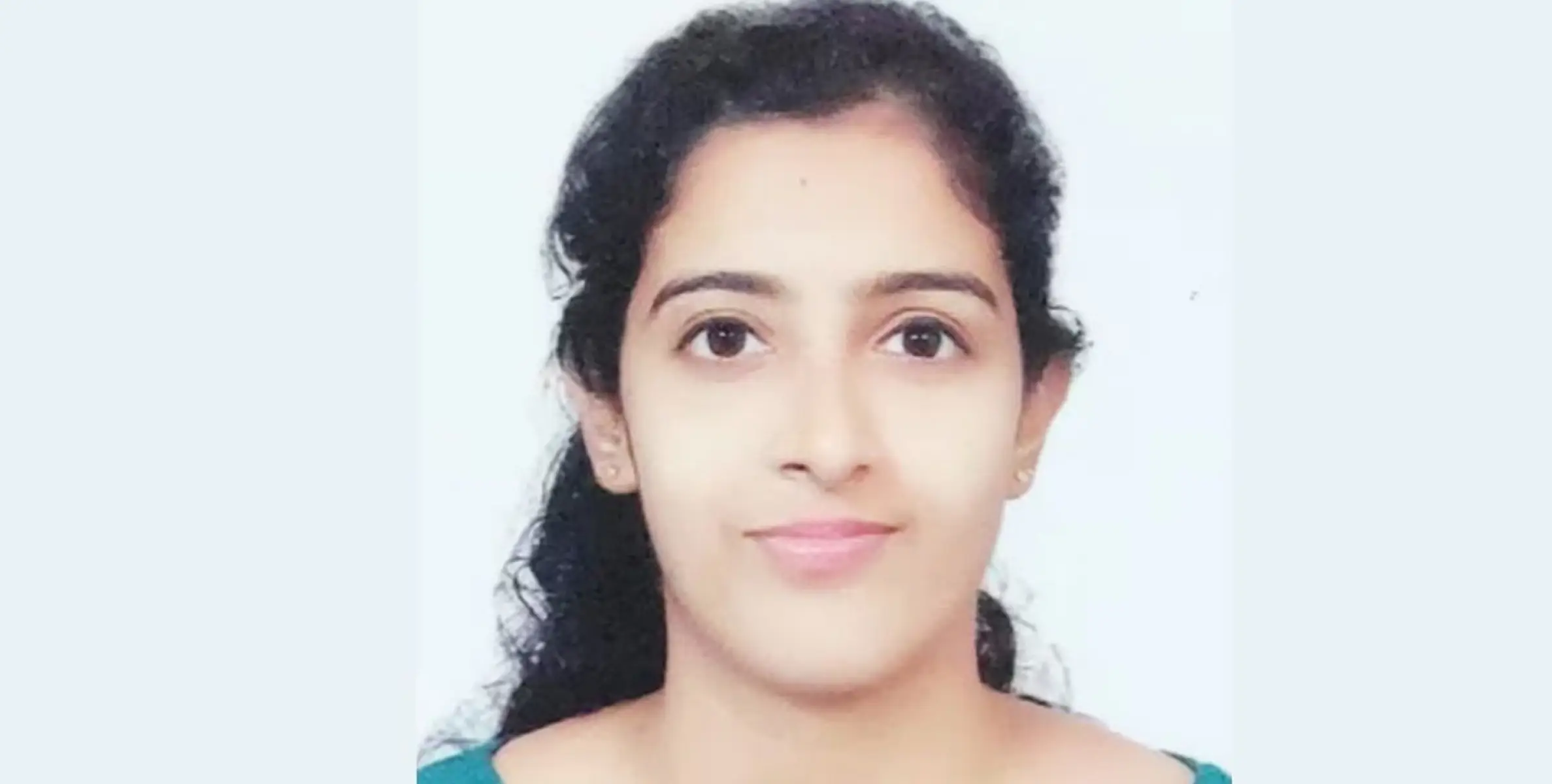 കോട്ടയത്ത് സ്കൂട്ടറും മിനിലോറിയും കൂട്ടിയിടിച്ചുണ്ടായ അപകടത്തിൽ നഴ്സിന് ദാരുണാന്ത്യം.