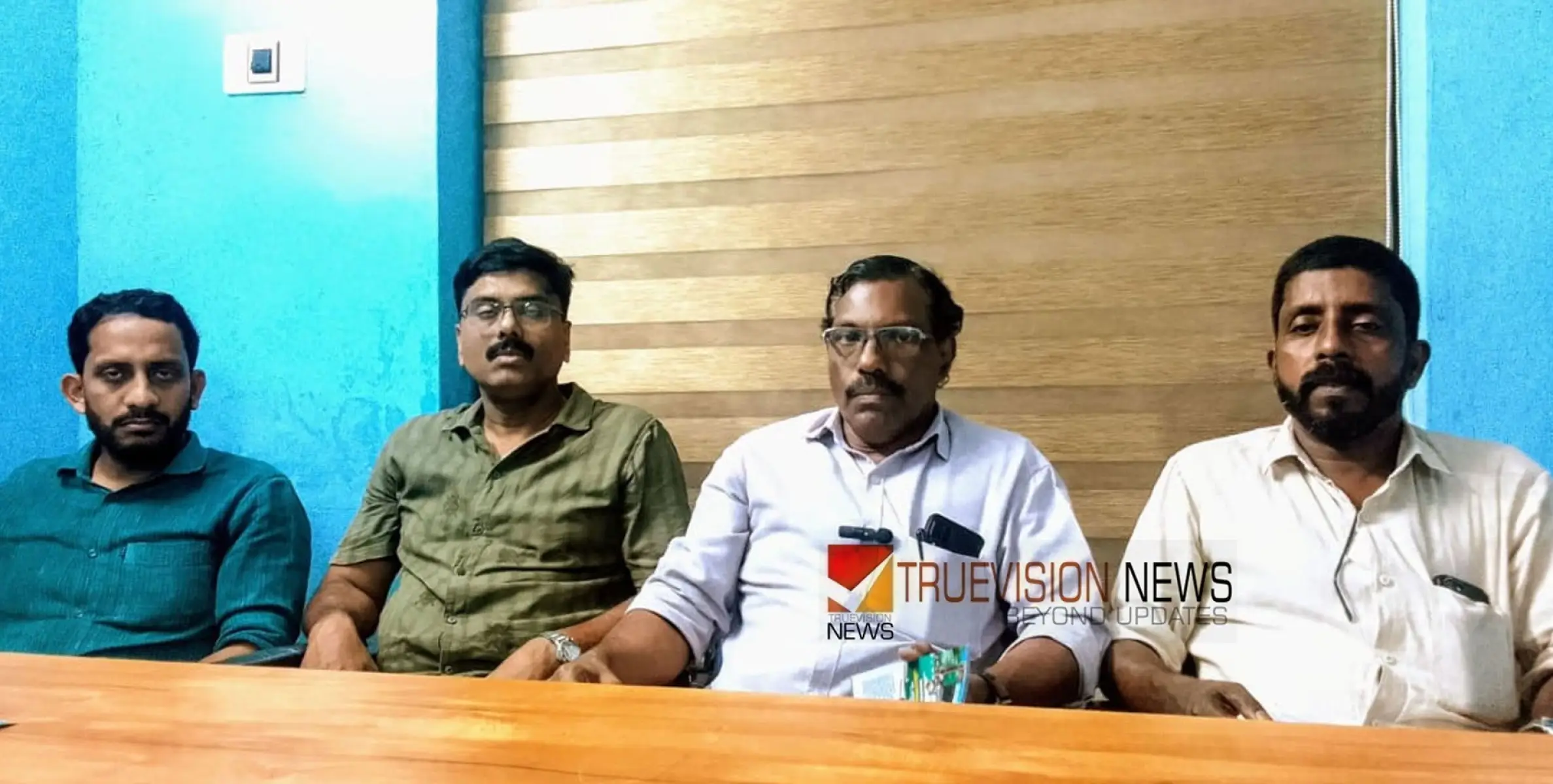 ഉദ്ഘാടനം ചെന്നിത്തല; തൂണേരി മണ്ഡലം കോൺഗ്രസ്സ് ഭവൻ ശിലാസ്ഥാപനം 24 ന്