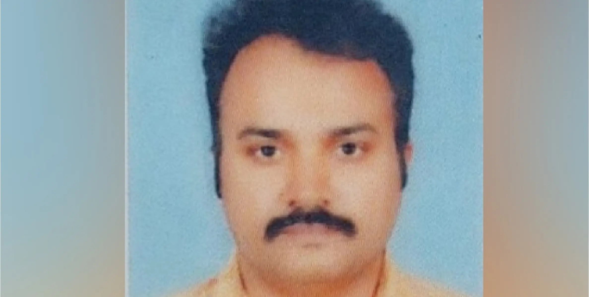 ട്രെയിന്‍ തട്ടി വില്ലേജ് ഓഫീസര്‍ മരിച്ചു