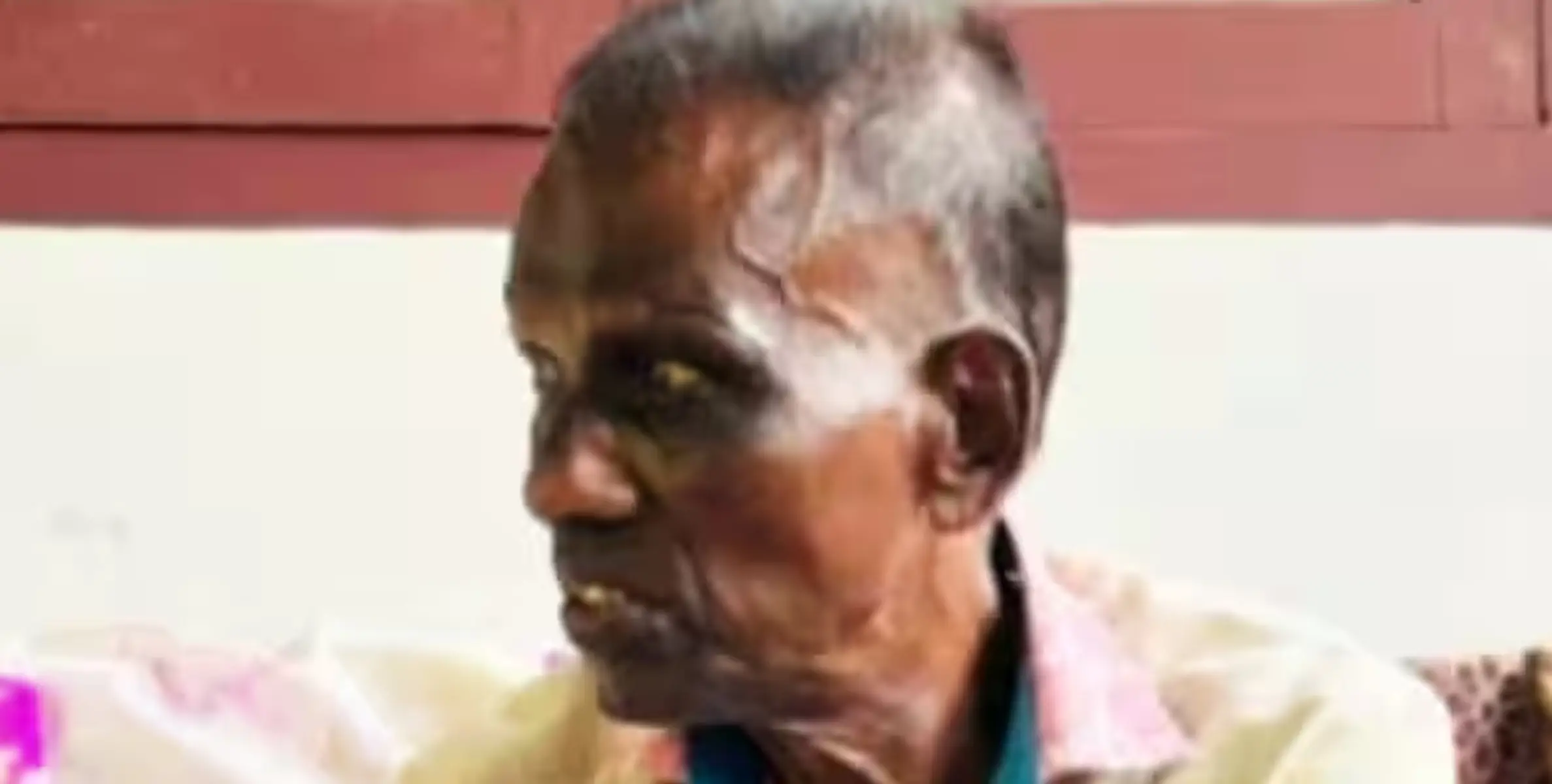 വയോധികനെ വിഷം കഴിച്ച് മരിച്ച നിലയില്‍ കണ്ടെത്തി.