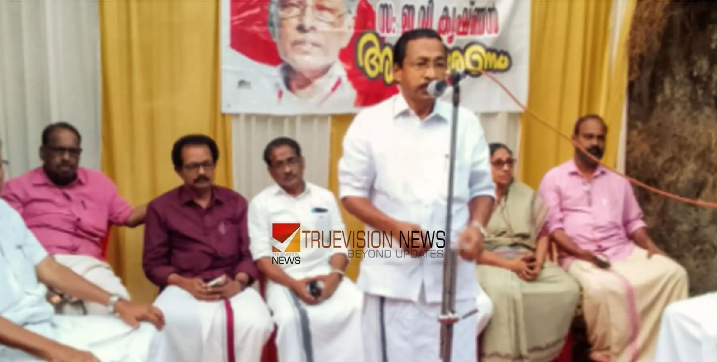 അനുസ്മരിച്ചു; ഇ വി കൃഷ്ണൻ ചരമവാർഷിക ദിനം ആചരിച്ച് സിപിഎം 