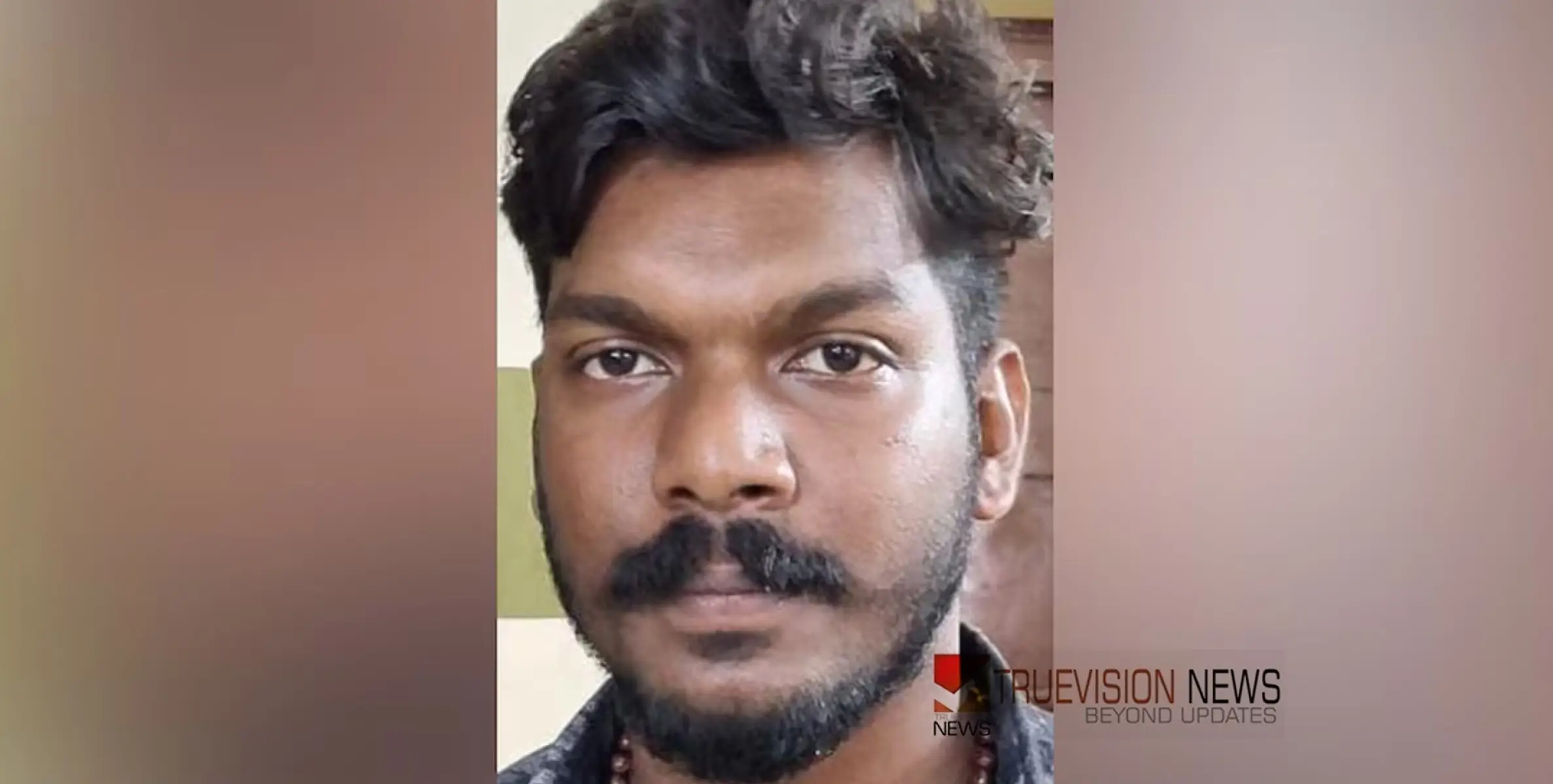 ‘മകനു വധശിക്ഷ ലഭിക്കും’: പ്രതിയുടെ അമ്മയിൽ നിന്ന് 8.65 ലക്ഷം രൂപ തട്ടി, യുവാവ് അറസ്റ്റിൽ