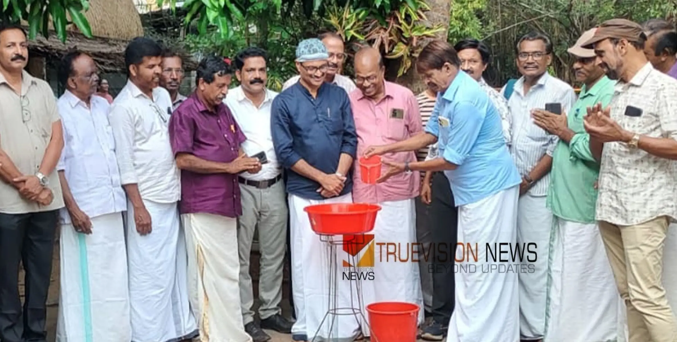 കൗതുകം ഉണർത്തി; വടകരയിൽ ലോക കുരുവി ദിനാചരണം സംഘടിപ്പിച്ച് സൗഹൃദ കൂട്ടായ്മ