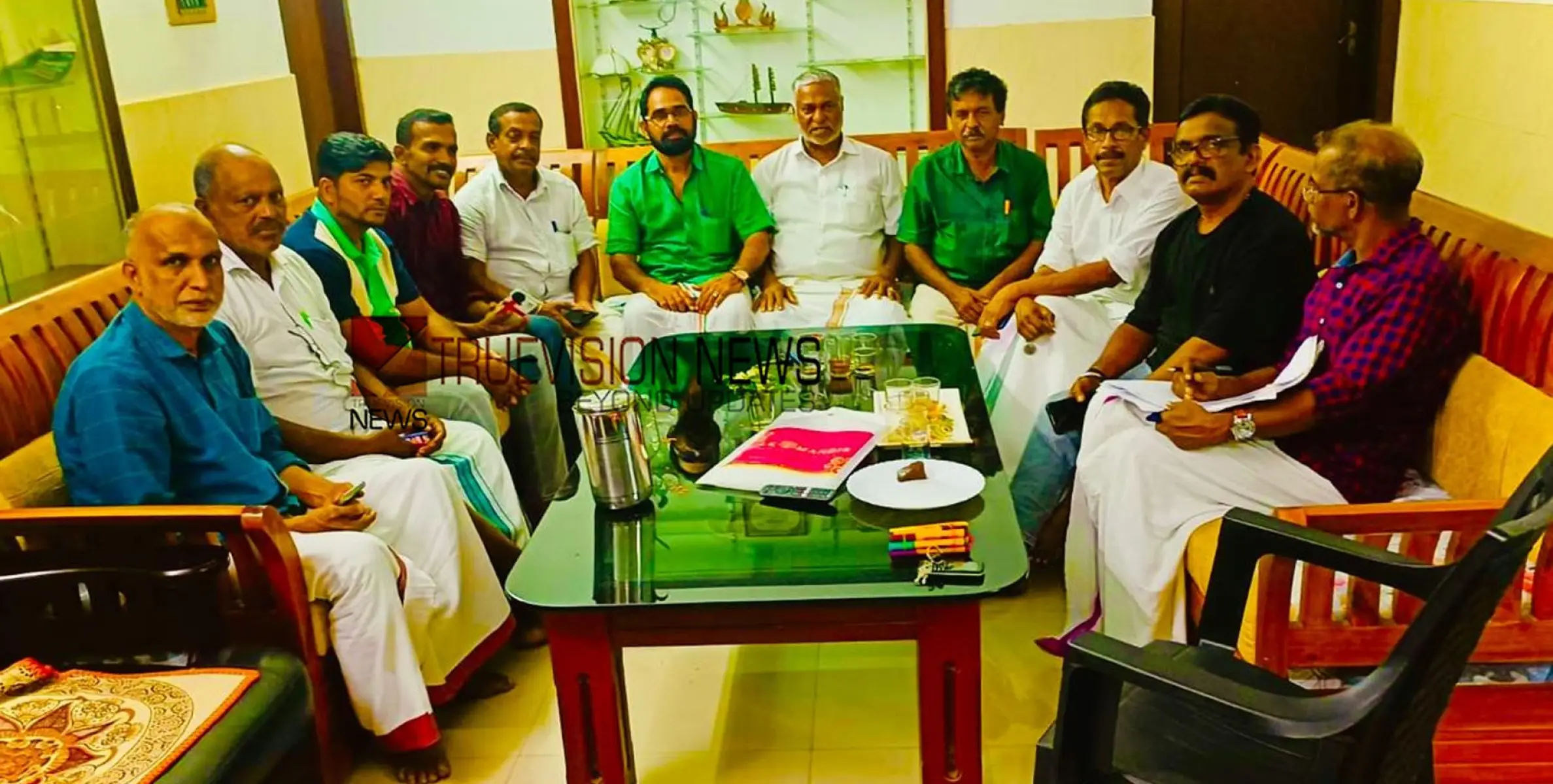 അഴിയൂരിൽ എൽ ഡി എഫ് എസ് ഡി പി ഐ സമരാഭാസം -ജനകീയ മുന്നണി