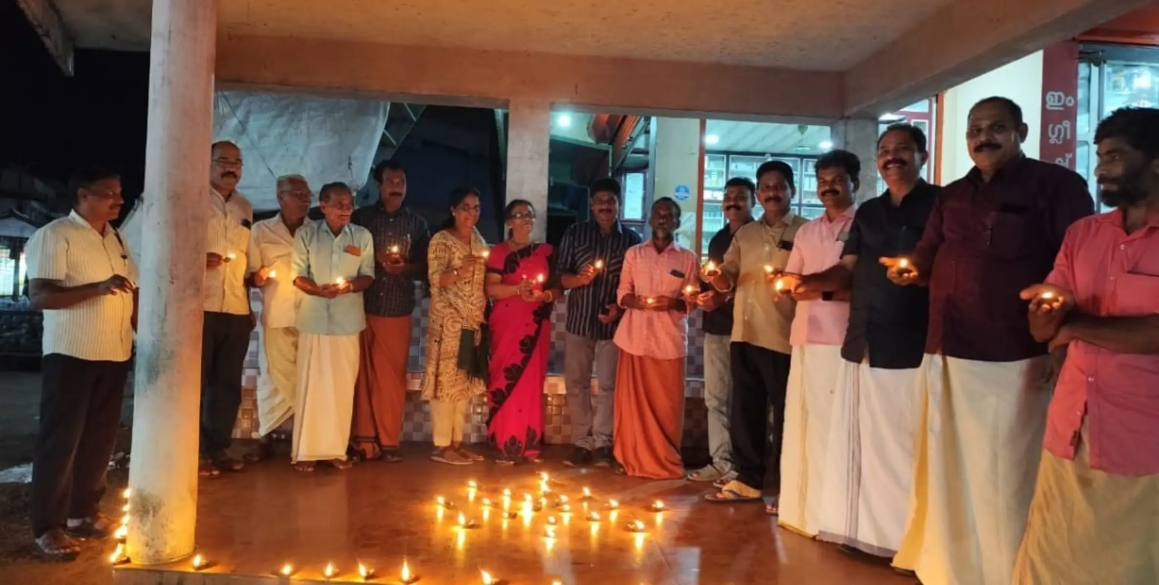 പടരുന്ന ലഹരി വിപത്തിനെതിരെ കണിച്ചാറിൽ അക്ഷര ജ്യോതി തെളിച്ചു