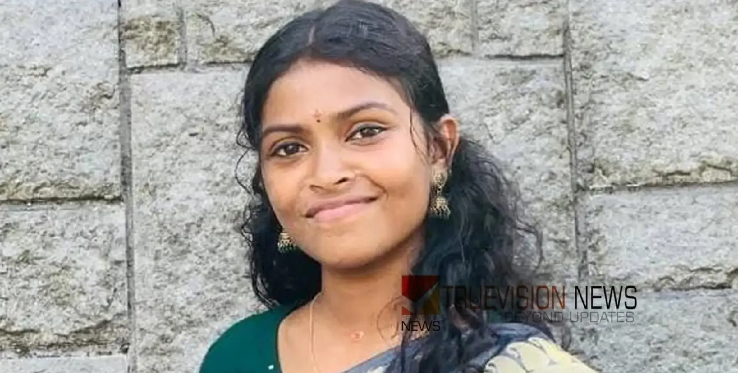 'സ്വന്തം പിതാവിനെ സംഘം മർദ്ദിക്കുന്നത് കണ്ട് സഹിച്ചില്ല'; 14 കാരിയുടെ മരണത്തിൽ പ്രതികരണവുമായി പിതാവിൻ്റെ സഹോദരൻ