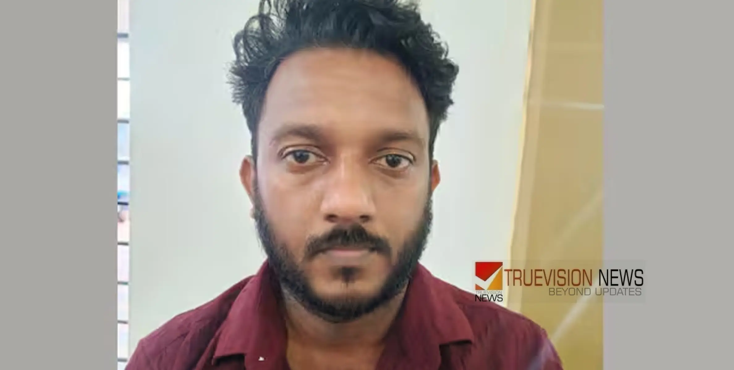 രണ്ട് തവണയും മുക്കുപണ്ടം പണയം വച്ച് പണം വാങ്ങി, മൂന്നാമതും പണയം വയ്ക്കാനെത്തിയ എത്തിയ യുവാവിനെ പൊലീസ് പിടികൂടി 