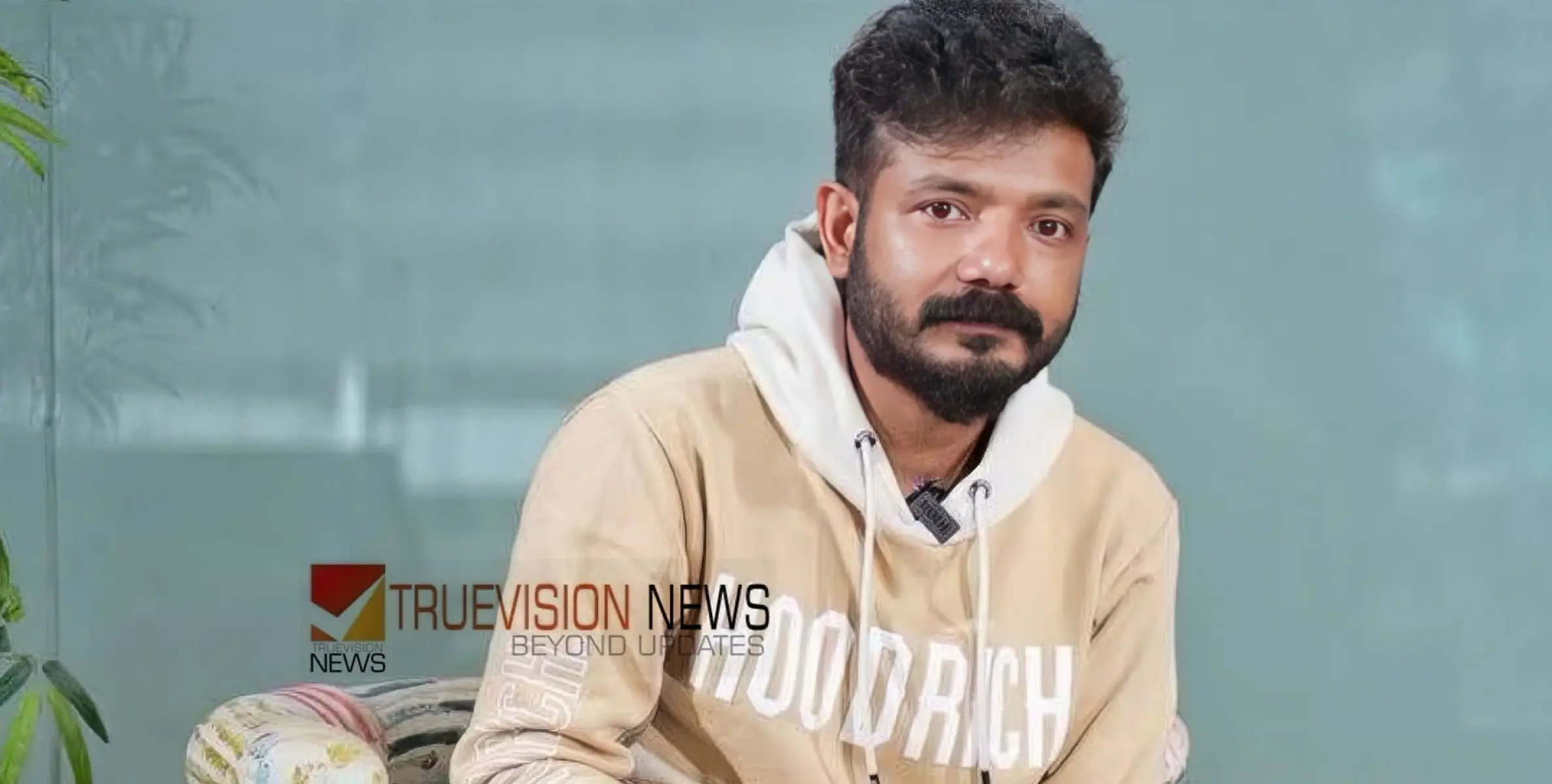  ഹൈബ്രിഡ് കഞ്ചാവ് കേസ്; മുന്‍കൂര്‍ ജാമ്യാപേക്ഷ പിന്‍വലിച്ച് നടന്‍ ശ്രീനാഥ് ഭാസി
