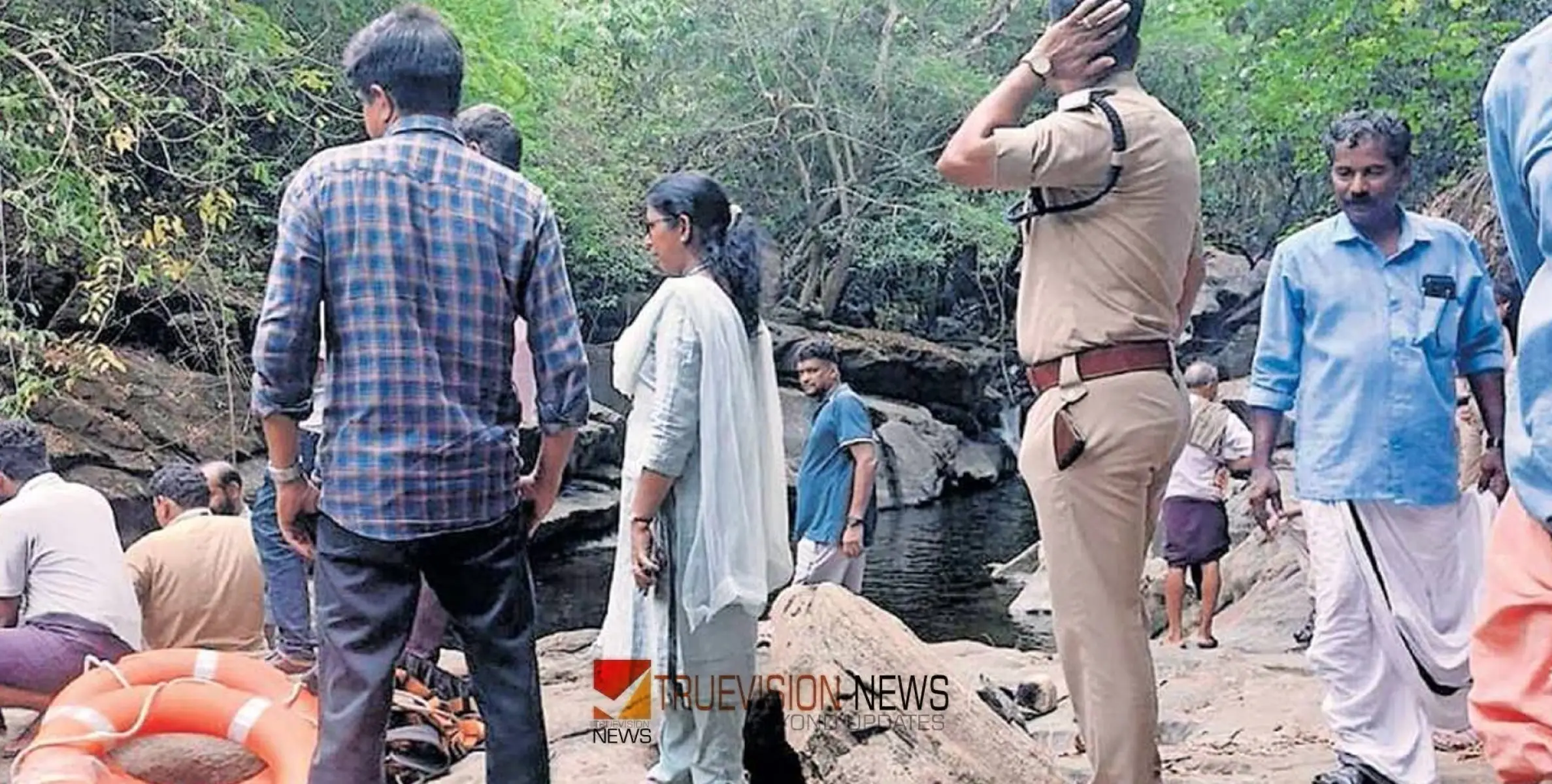 തേനെടുക്കാൻ പോയി വെള്ളച്ചാട്ടത്തില്‍ കാണാതായ യുവാവിന്‍റെ മൃതദേഹം കണ്ടെത്തി