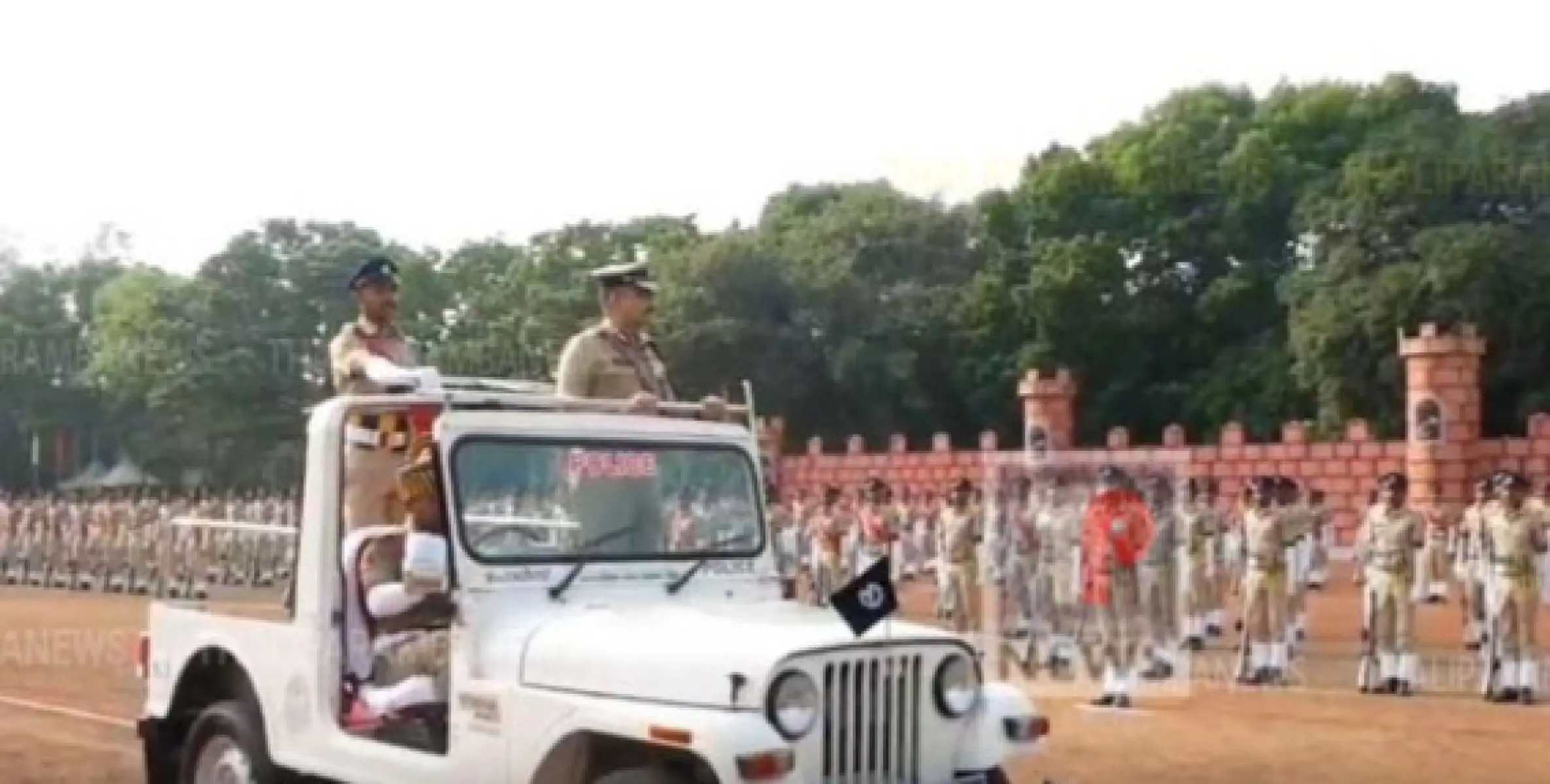 പരിശീലനം പൂർത്തിയാക്കിയ പോലീസ് ട്രെയിനികളുടെ പാസിംഗ് ഔട്ട് പരേഡ് നടന്നു