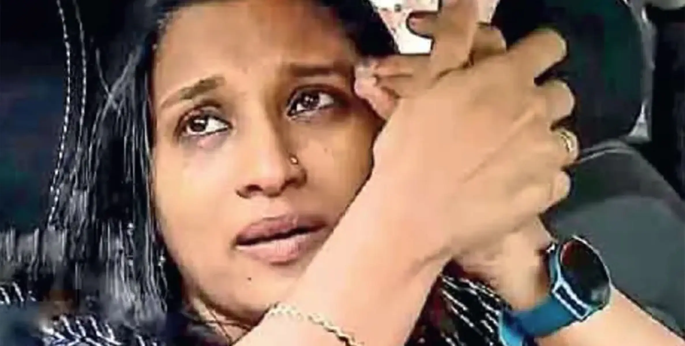 കെട്ടിട പെർമിറ്റിന് 15,000 രൂപ കൈക്കൂലി വാങ്ങുന്നതിനിടെ  വിജിലൻസ്  ഉദ്യോഗസ്ഥ  പിടിയിൽ