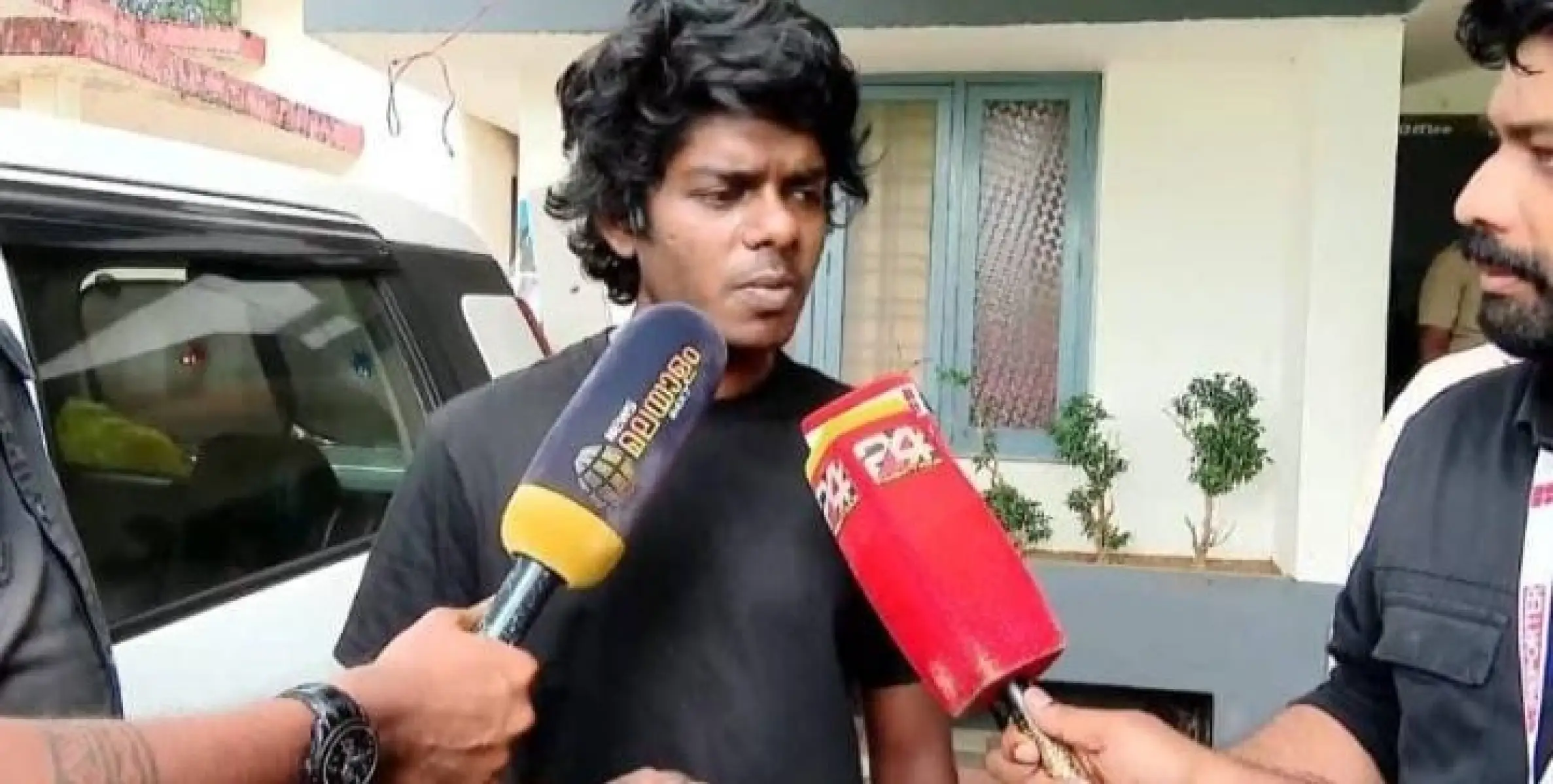 ‘സമൂഹത്തിൽ ഇരട്ടനീതി, എല്ലാവരും ഒരുപോലെയല്ല; ഇനിയും മൂർച്ചയുള്ള പാട്ടുകൾ എഴുതും’; വേടൻ