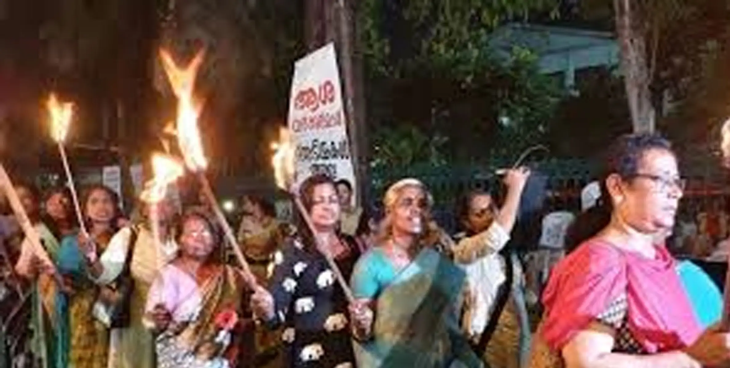 ആശാവർക്കേഴ്സ് നിരാഹാര സമരം അവസാനിപ്പിച്ചു; രാപകൽ സമരത്തിലേക്ക്