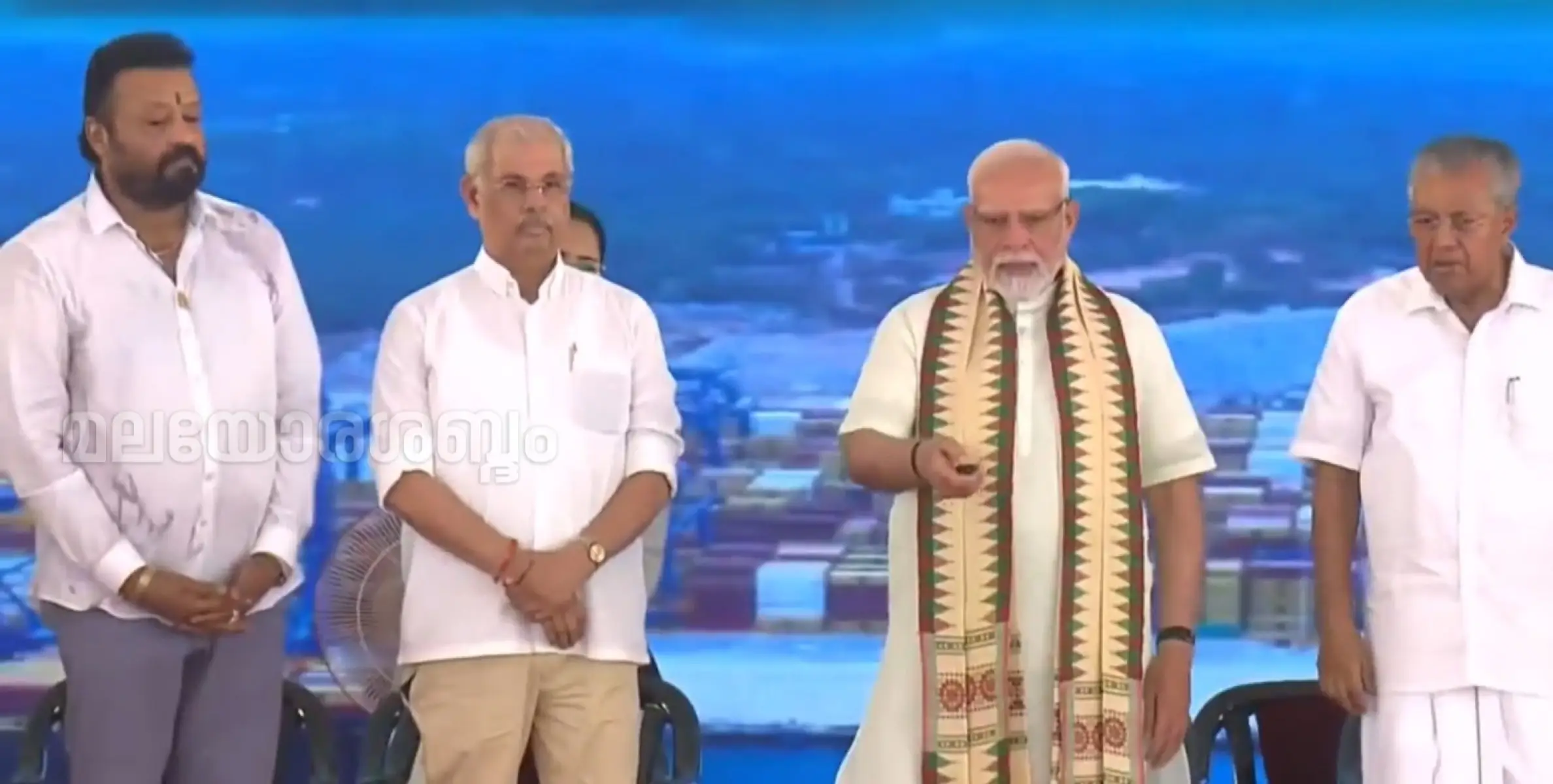 മലയാളം പറഞ്ഞ് കയ്യടി വാങ്ങി പ്രധാനമന്ത്രി, കേരളത്തിലെ ജനങ്ങൾക്ക് അഭിനന്ദനം; 'ഇനി രാജ്യത്തിൻറെ പണം രാജ്യത്തിന്'