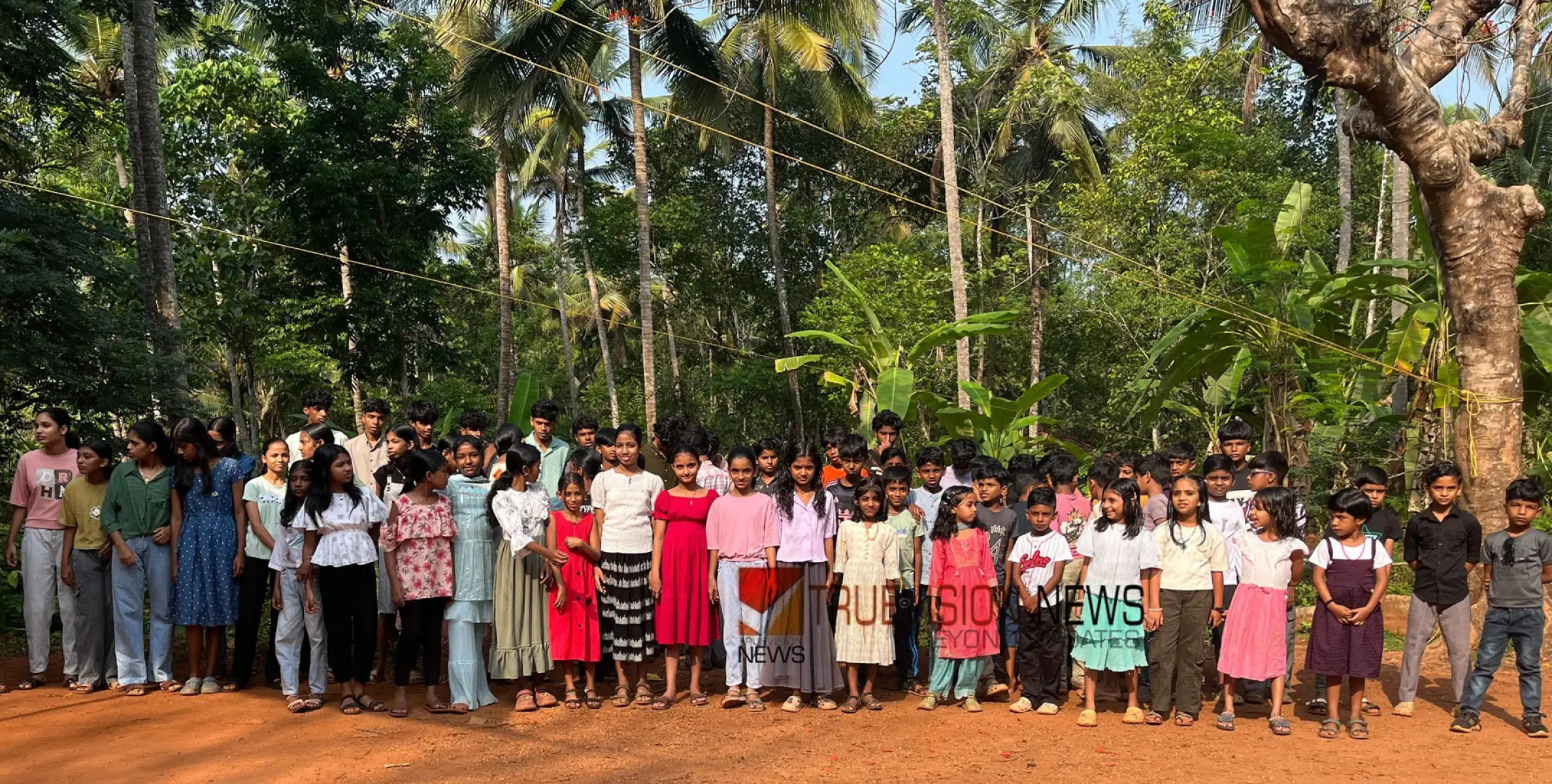 സമ്മർ സഹവാസ ക്യാമ്പ്; പാട്ടും വർത്തമാനങ്ങളുമായി അവർ മൊബൈൽ ലോകം മറന്നു