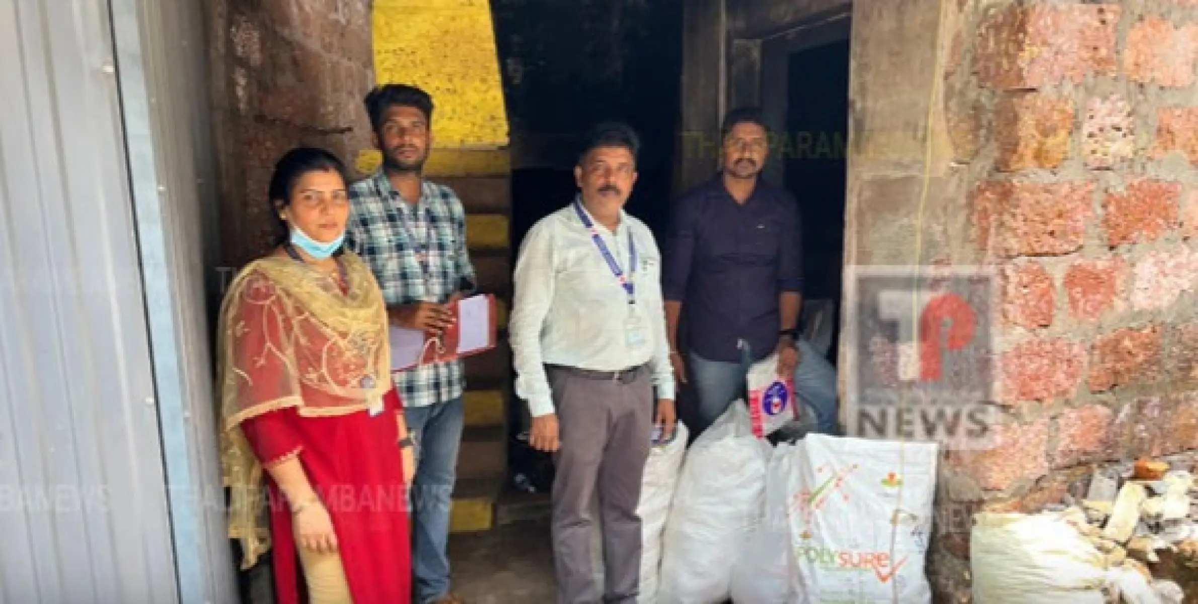 ഒരു ക്വിന്റൽ നിരോധിത ഒറ്റ തവണ ഉപയോഗ പ്ലാസ്റ്റിക് ക്യാരി ബാഗുകൾ പിടിച്ചെടുത്തു