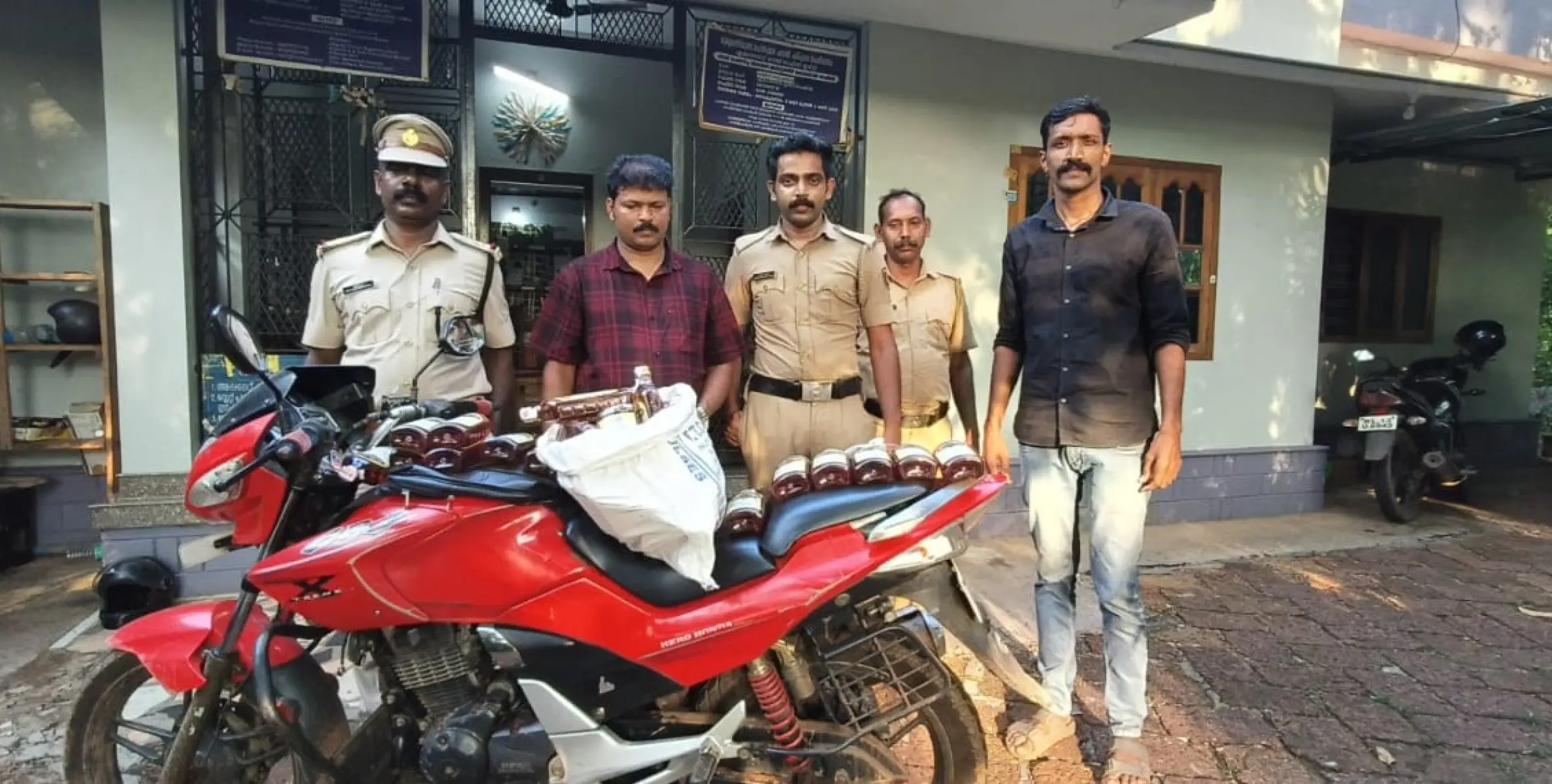 അനധികൃത മദ്യ വില്പന നടത്തിയതിന് യുവാവ് പിടിയിൽ