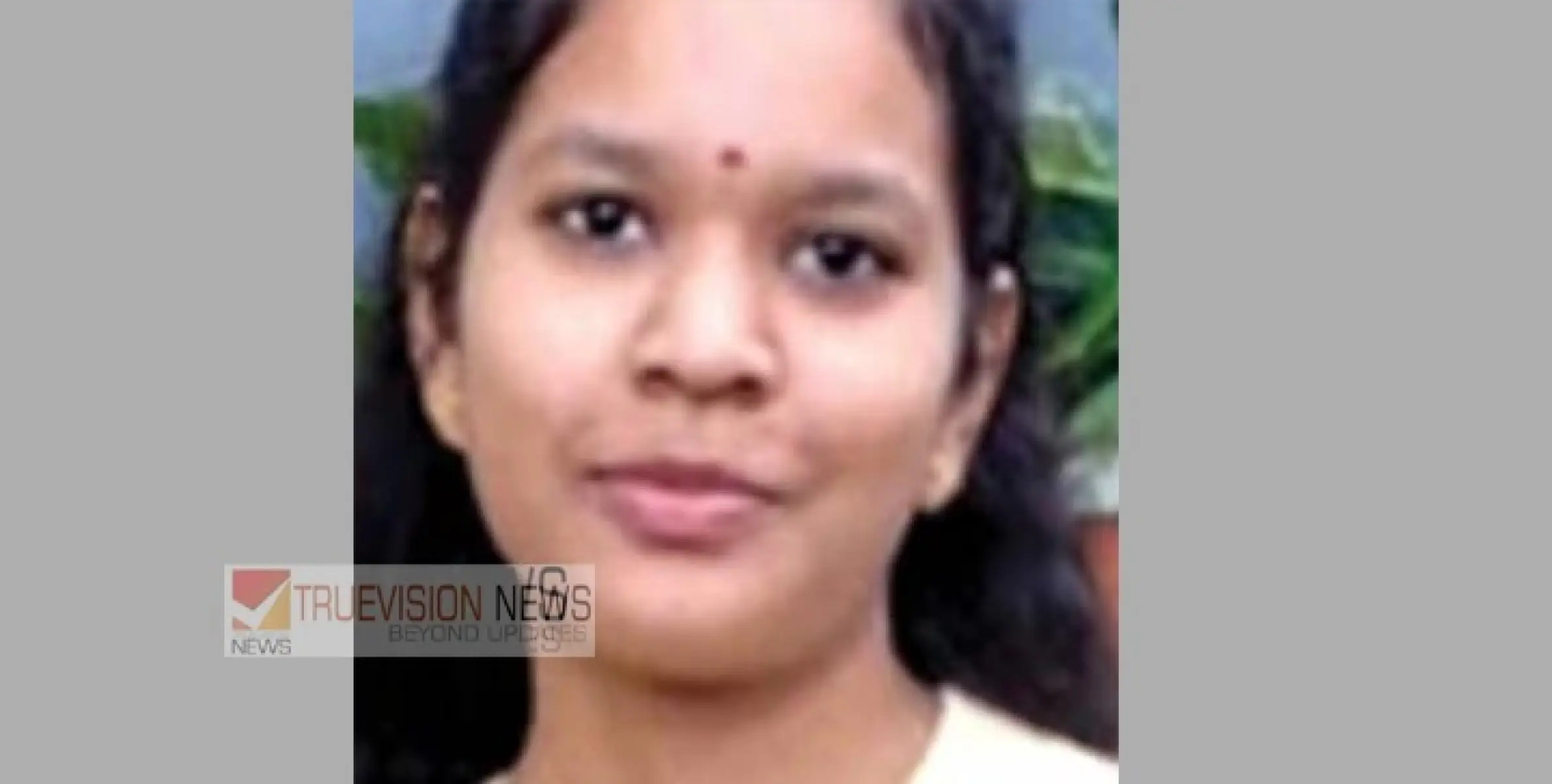 മൂന്നാറിലെത്തിയ വിനോദയാത്ര സംഘത്തിലെ  പതിനഞ്ചുവയസ്സുകാരി  റിസോര്‍ട്ടില്‍ മരിച്ചനിലയില്‍ ;ശ്വാസതടസമുണ്ടായിരുന്നെന്ന് ബന്ധുക്കൾ