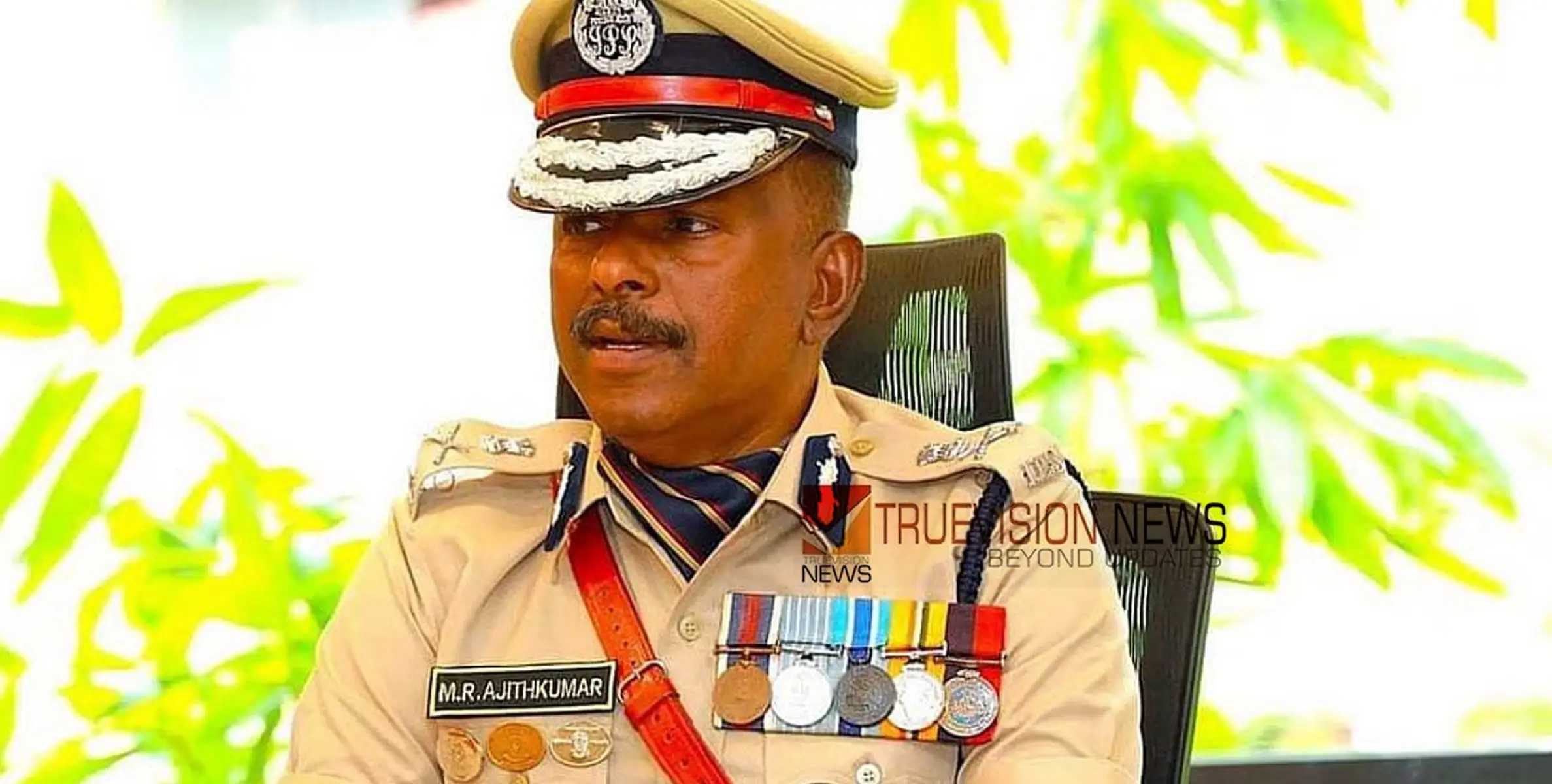 പൊലീസ് തലപ്പത്ത് വീണ്ടും അഴിച്ചുപണി; എം ആർ അജിത് കുമാർ ബറ്റാലിയൻ എഡിജിപിയായി തുടരും