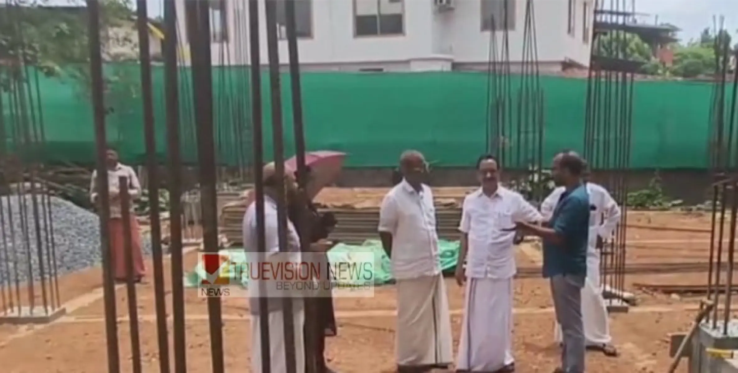 പാനൂർ രജിസ്ട്രാഫീസ്, സബ്ട്രഷറി കെട്ടിടം എന്നിവ ഓഗസ്റ്റിൽ പൂർത്തിയാകും ; കെട്ടിട പ്രവൃത്തി  വിലയിരുത്തി കെ.പി മോഹനൻ എം എൽ എ