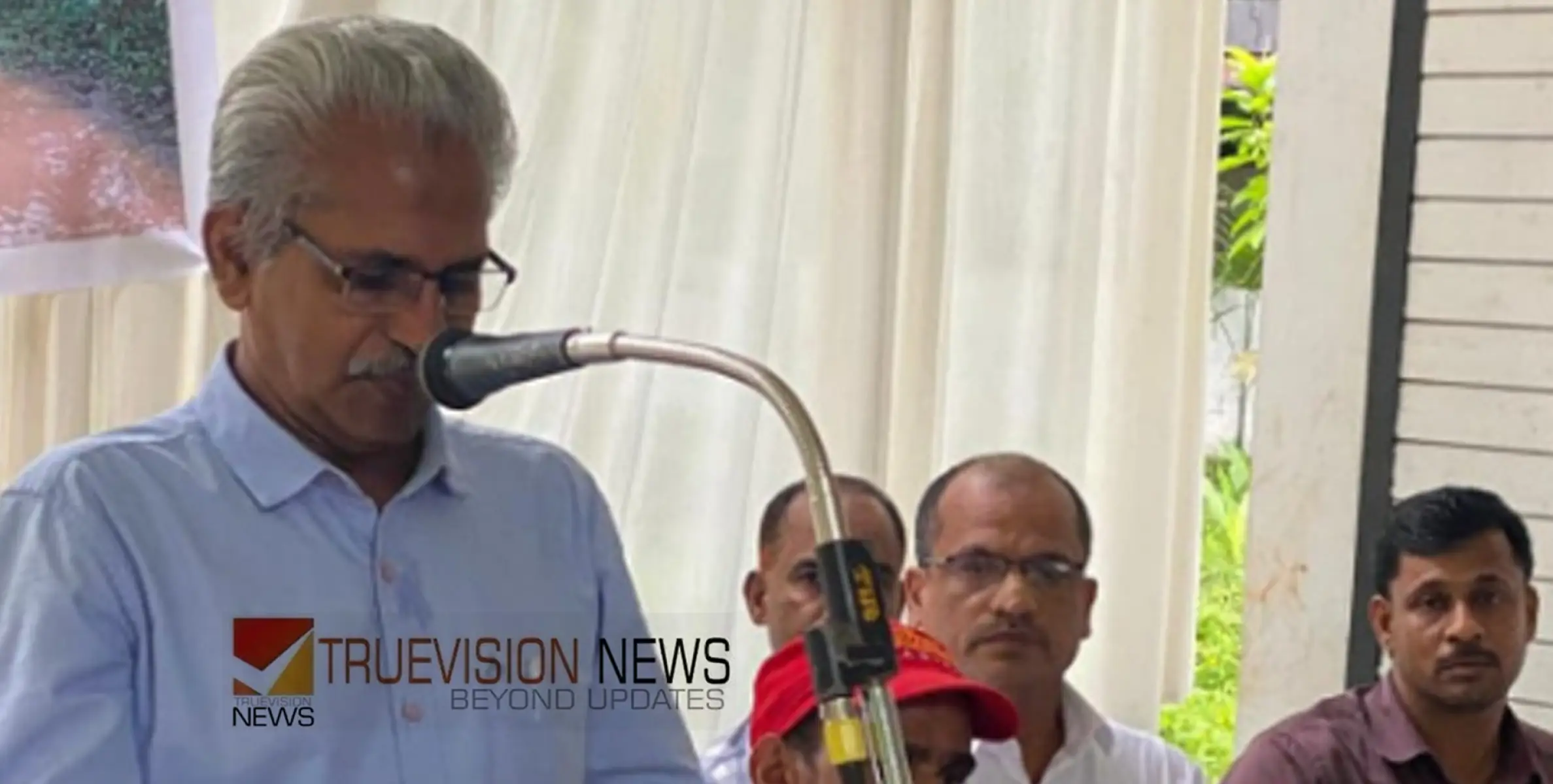 റോഡ് വികസനം; അരൂരിൽ സൗഹൃദ കൂട്ടായ്മ സംഘടിപ്പിച്ച് ആക്ഷൻ കമ്മറ്റി